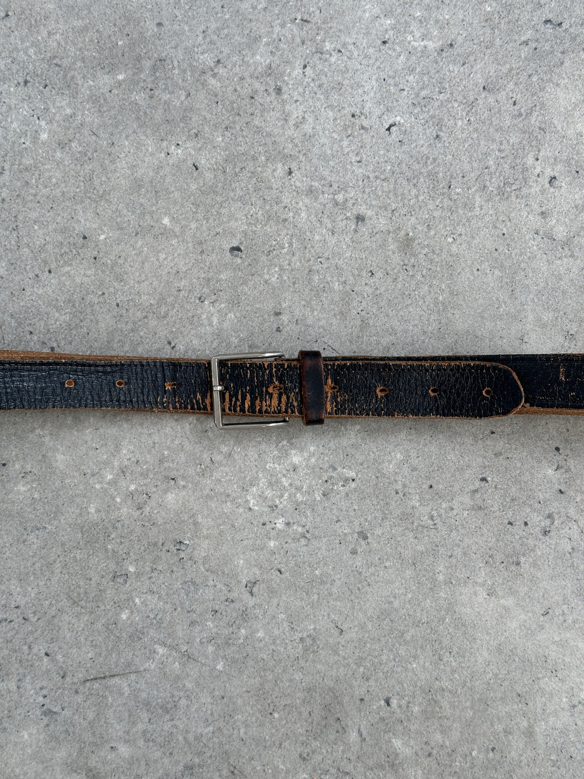 Vintage 1990s Distressed Leather Slim Belt - W32-40