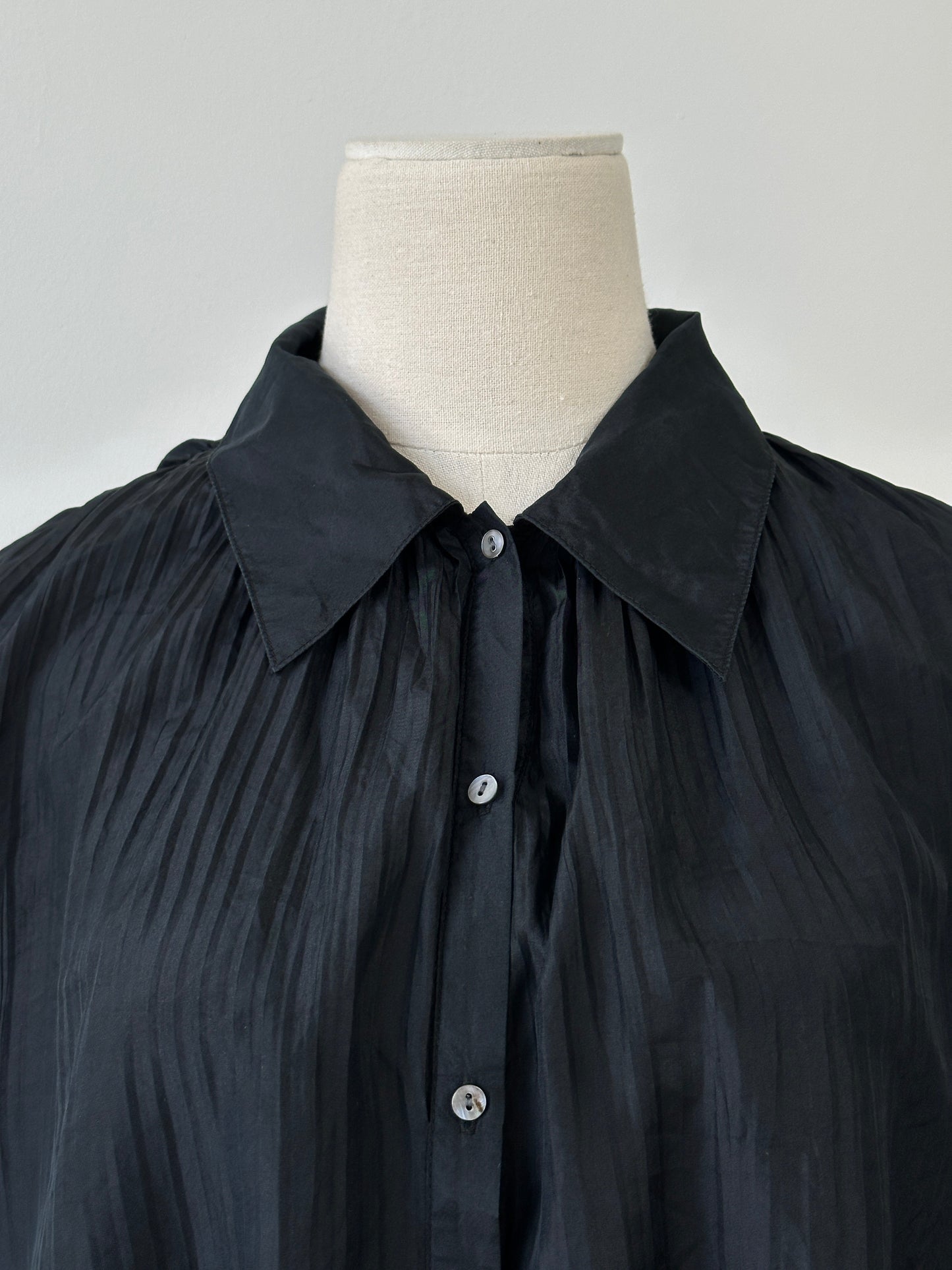 Vintage 1990s Pure Silk Pleated Shirt - L