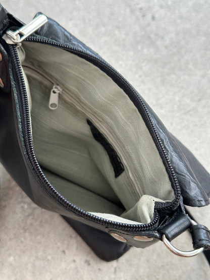 Italian Vintage 1990s Leather Crossbody Bag
