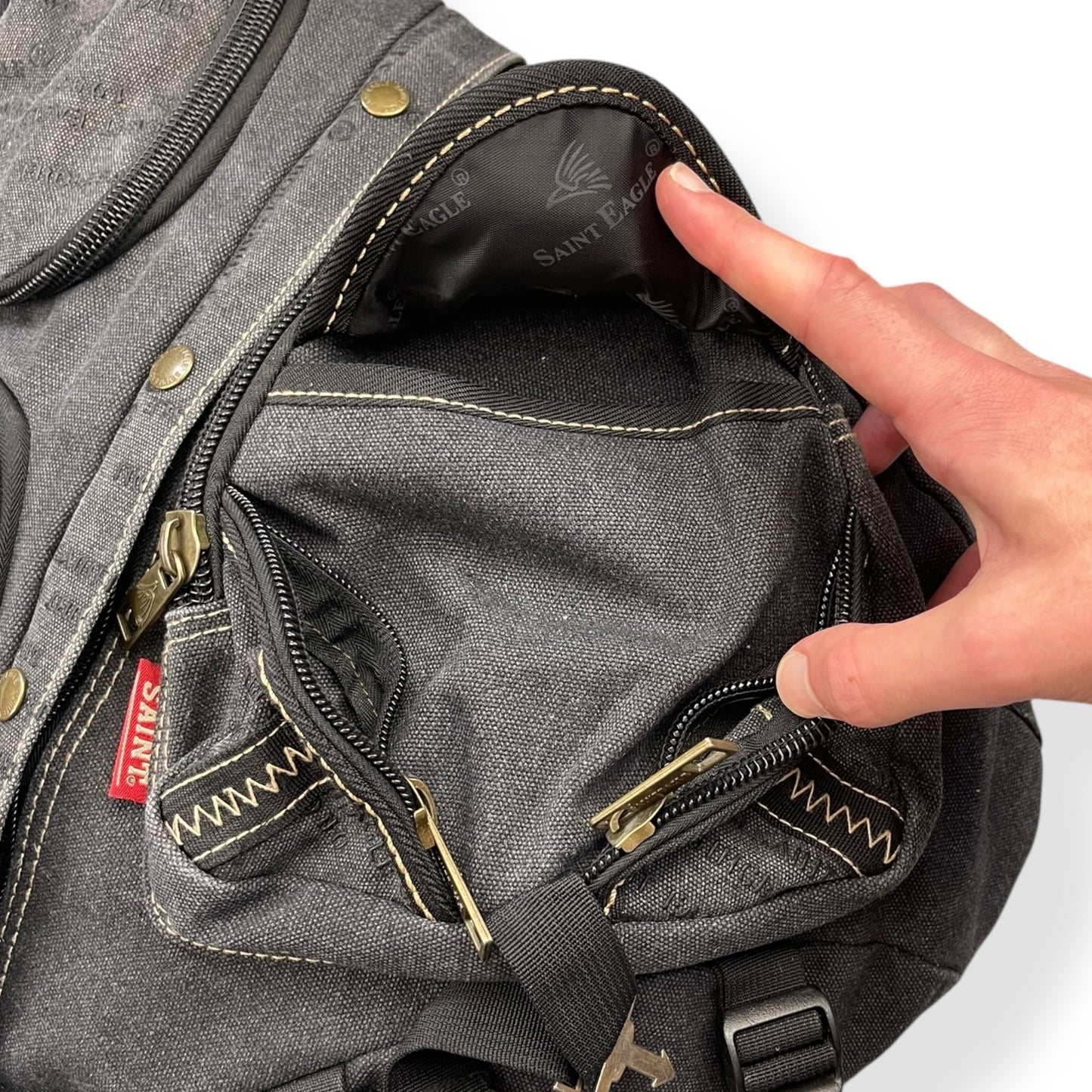 2000's Saint Eagle Multipocket Sling Bag | Default Title, Red