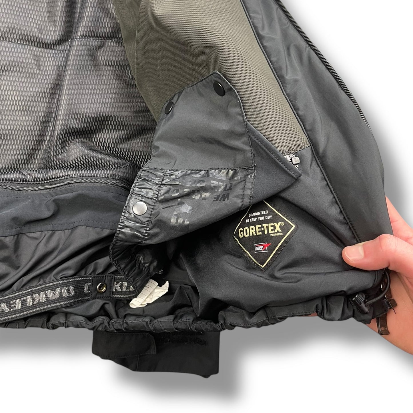 Oakley Technical GoreTex Recco Jacket (L) | Default Title, Black