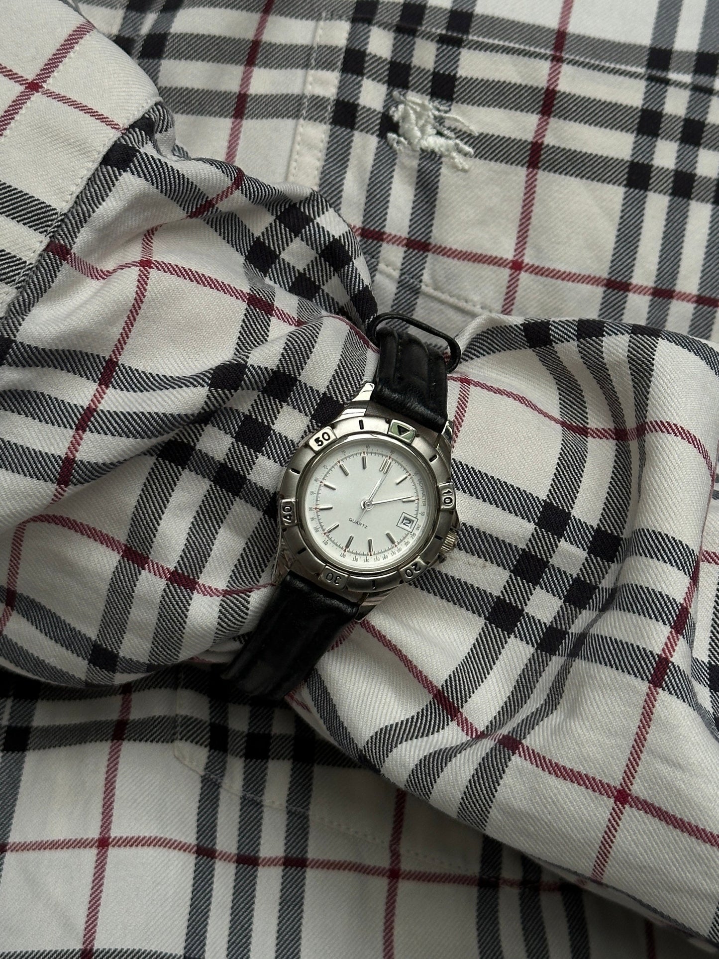 Vintage 1990s Silver Tone Japan Movement Round Quartz Watch