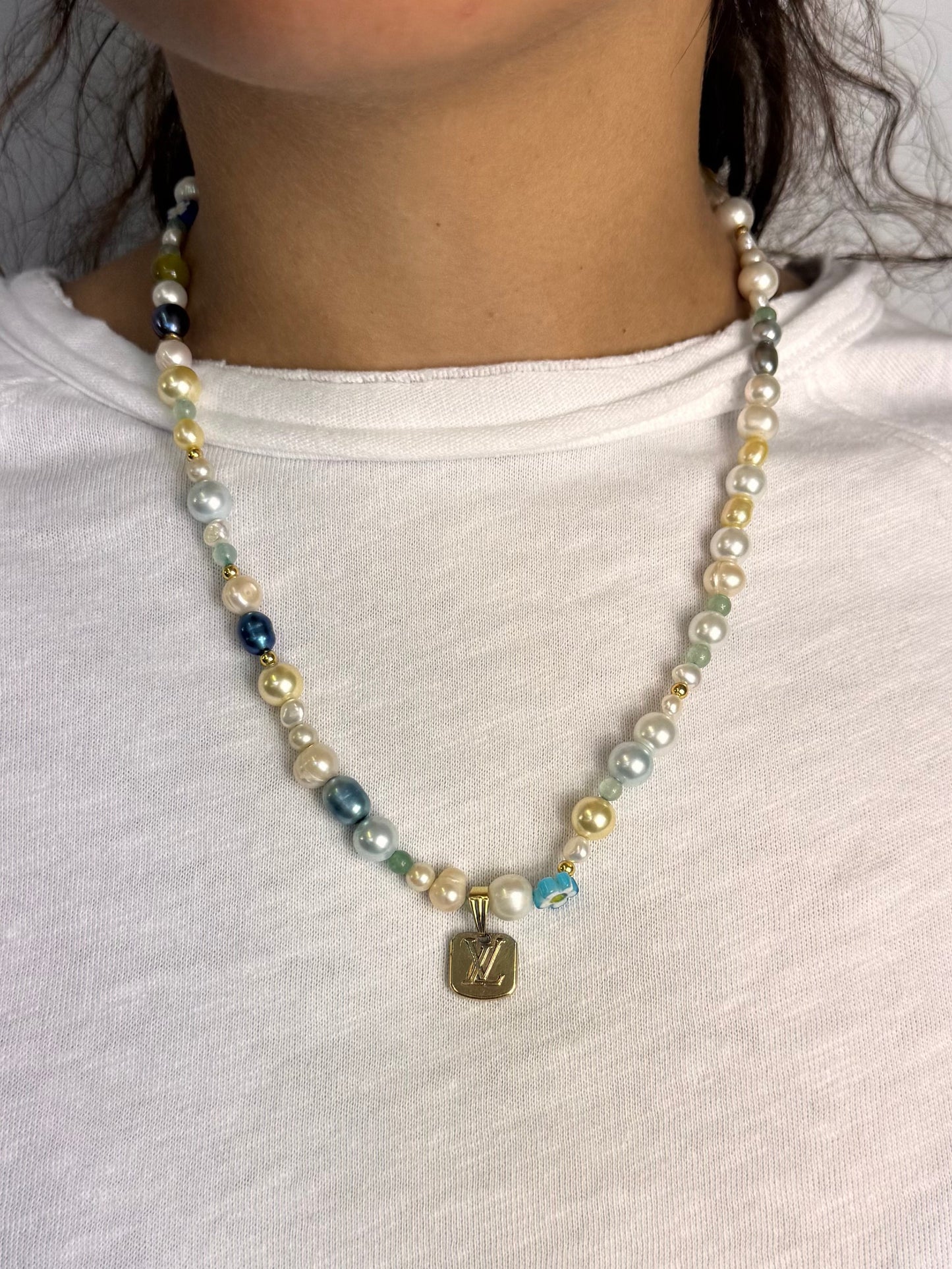 VT Rework: Louis Vuitton Gold Floral Pearl Beaded Necklace