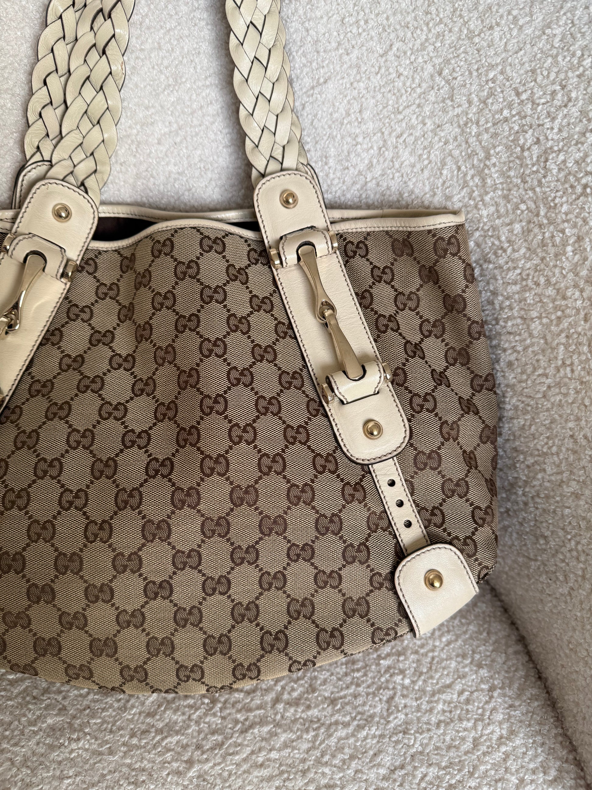 https://cdn.shopify.com/s/files/1/0812/5268/0004/files/564EE774-9CED-4A7C-9EA4-9E3514F2EADB.jpg?v=1769428773