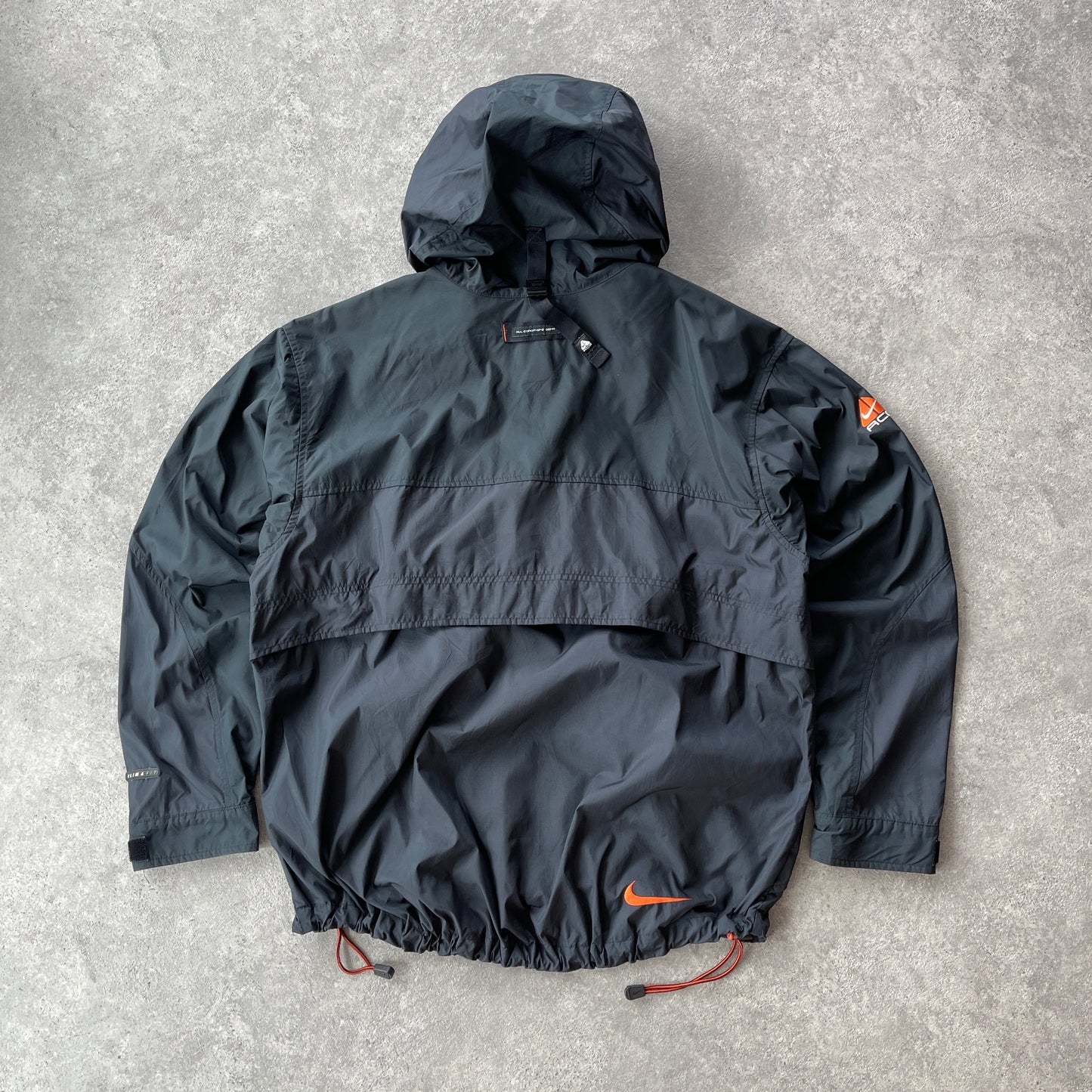 Nike ACG 1990s 1/2 zip technical lightweight packable shell jacket (L)