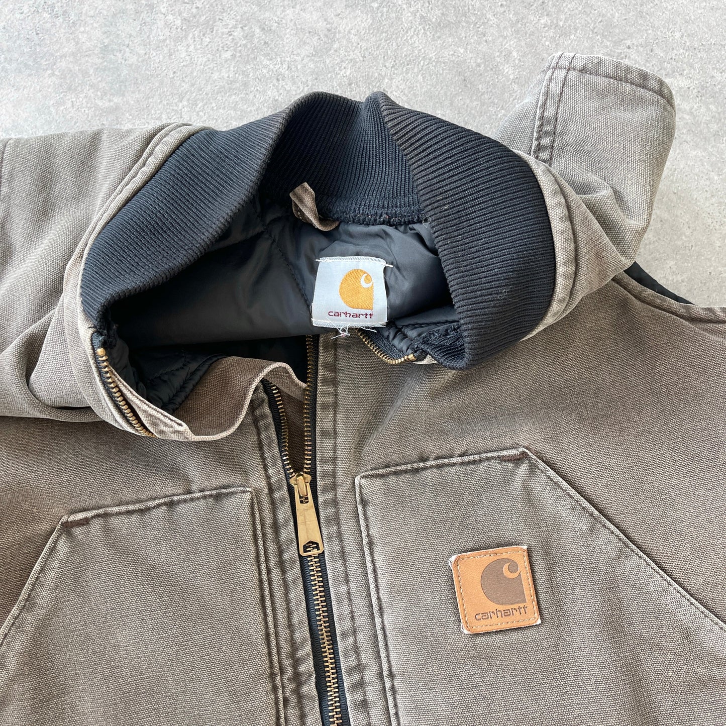 Carhartt 2000s heavyweight quilted vest jacket (M)