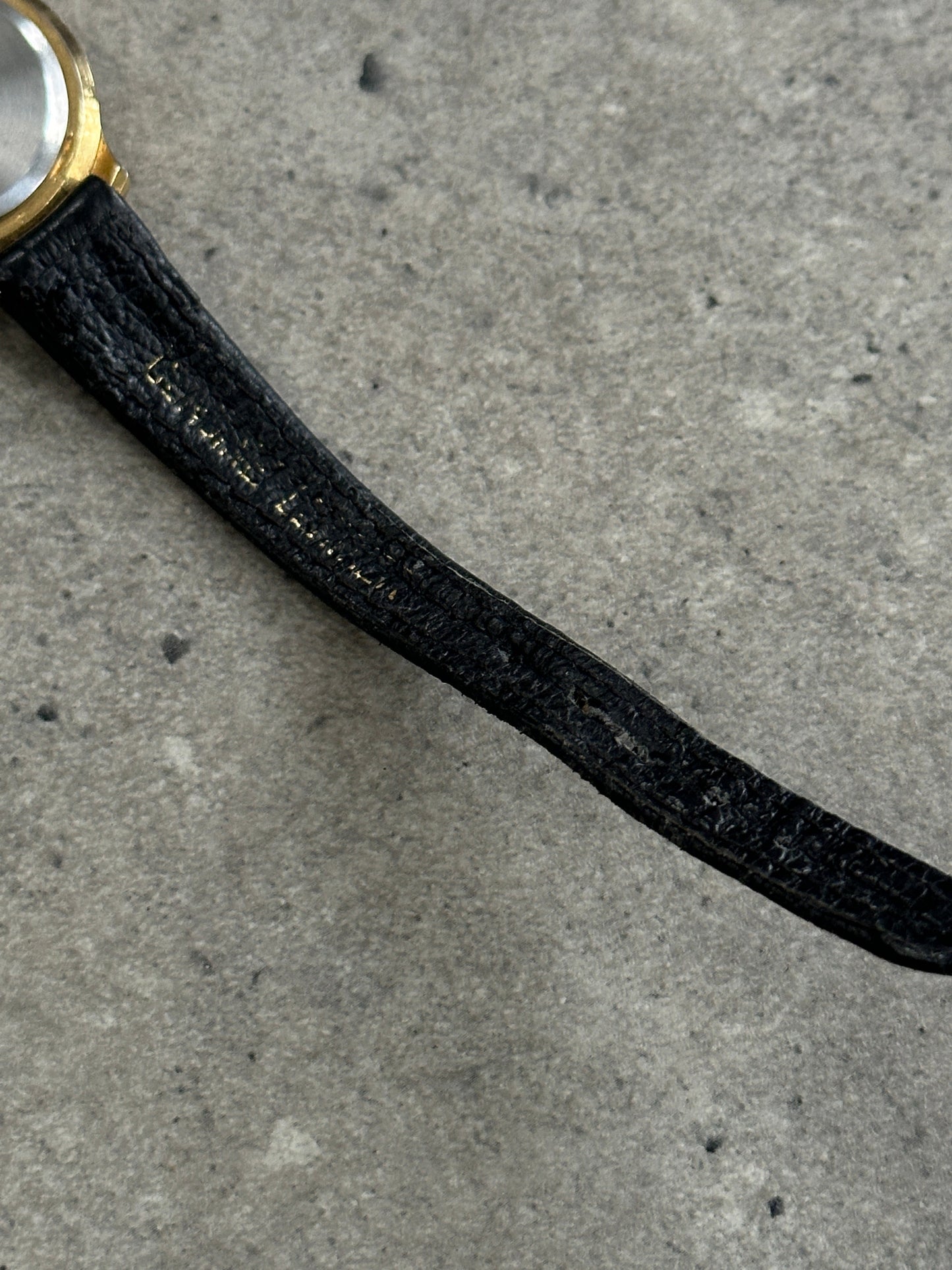 Vintage 1990s Gold Tone Round Quartz Watch