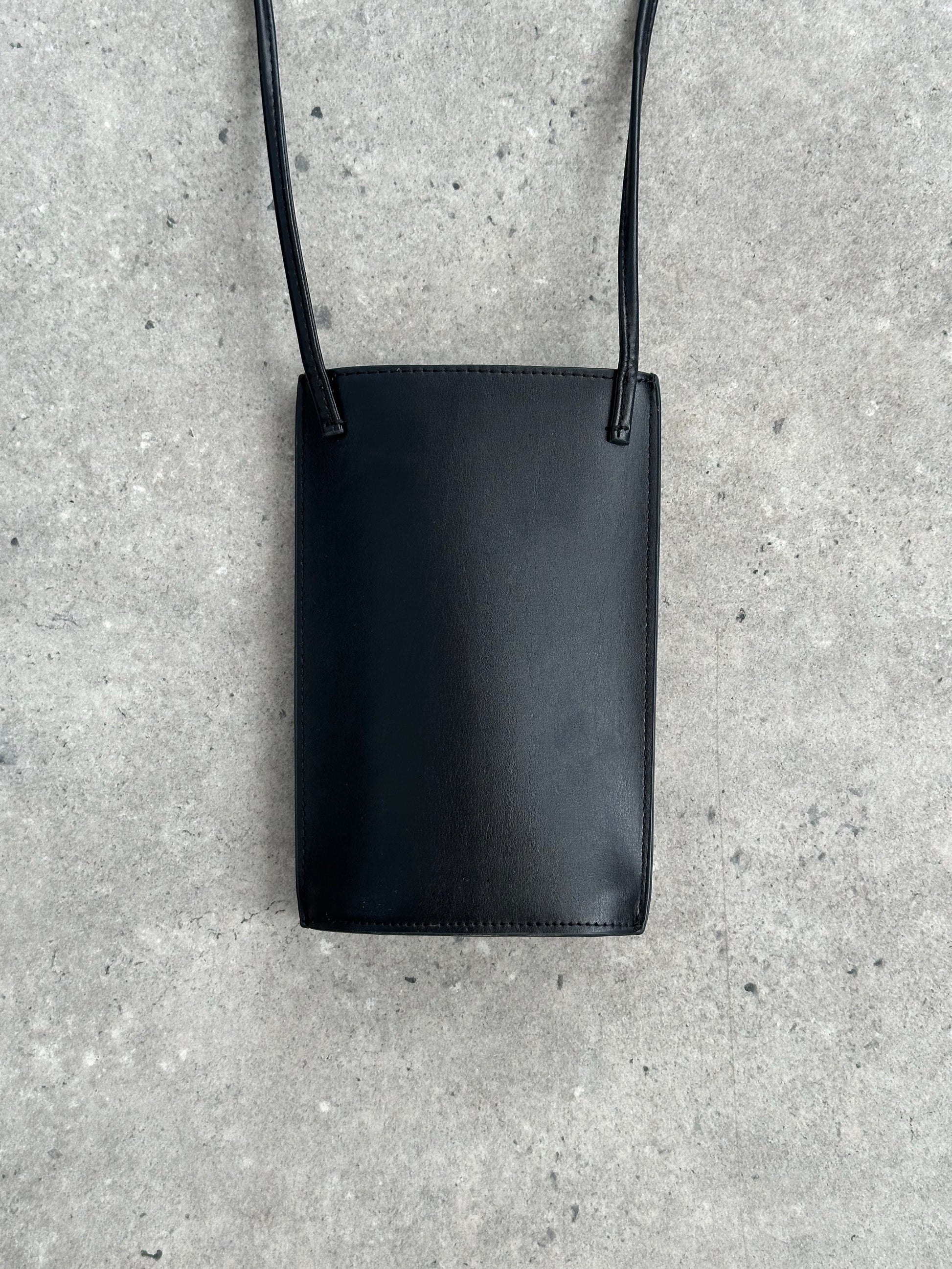 Tom Ford 2000s Leather Crossbody Bag