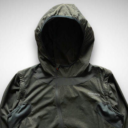 Nike x UNDERCOVER ‘Gyakusou’ 2-in-1 Running Jacket (SS2012)