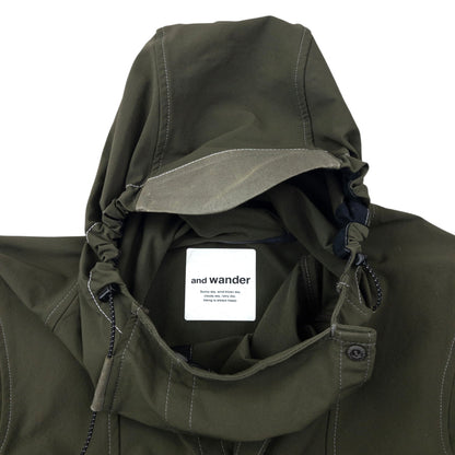 And Wander Pullover Rain Jacket Size M