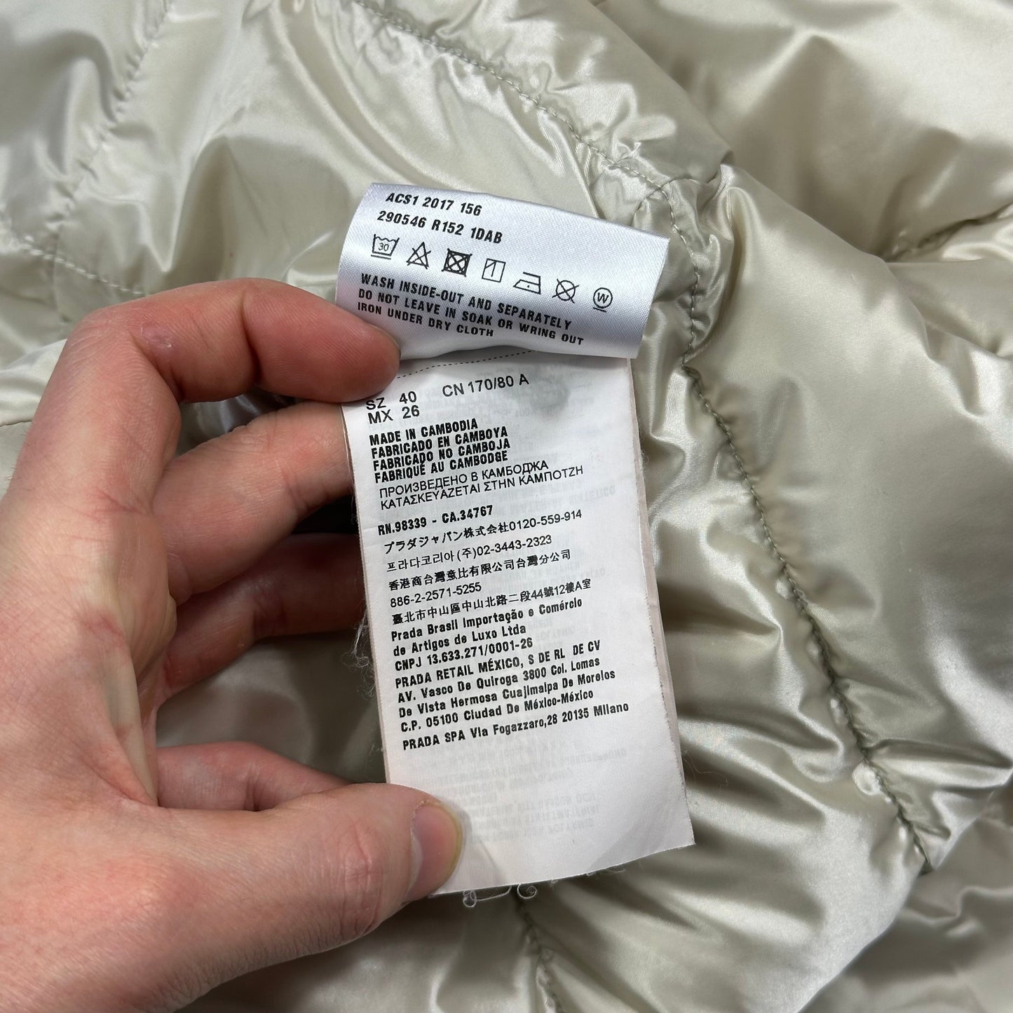 Prada Milano 2017 Satin Champagne Nylon Down Logo Gilet - IT40 (UK8)