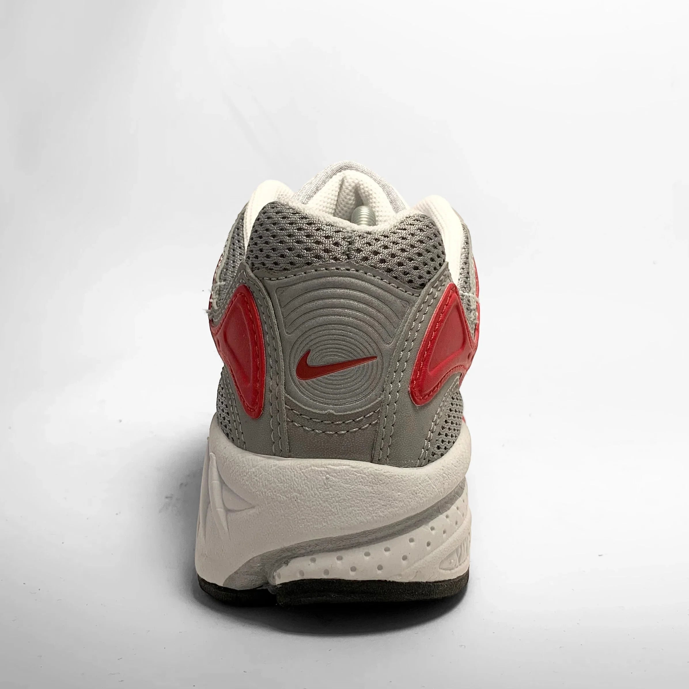 nike air pegasus 2004