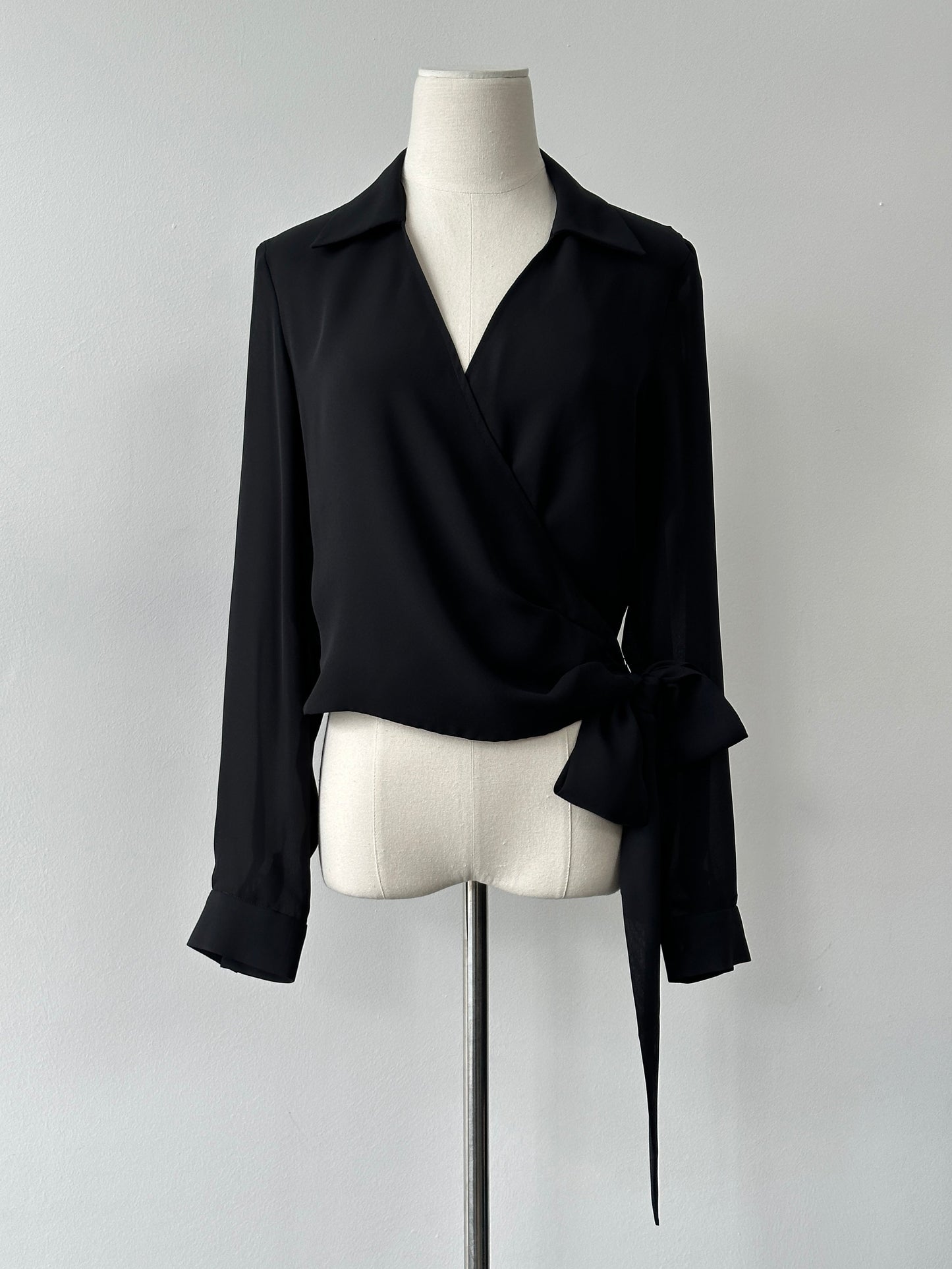 Vintage 1990s Wrap Top - M