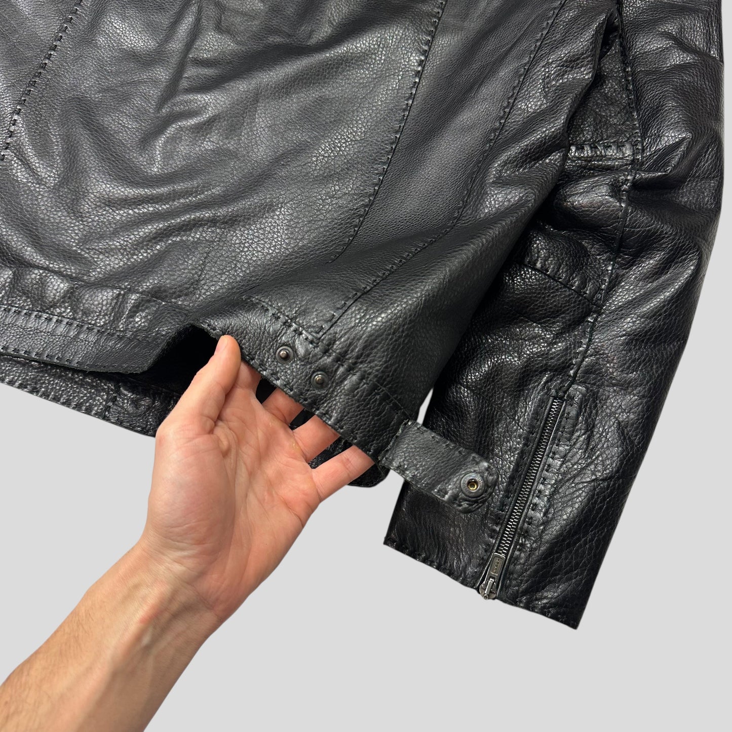 Fendi FF Textured Leather Exaggerated Stitch Moto Jacket - L | Default Title, Black