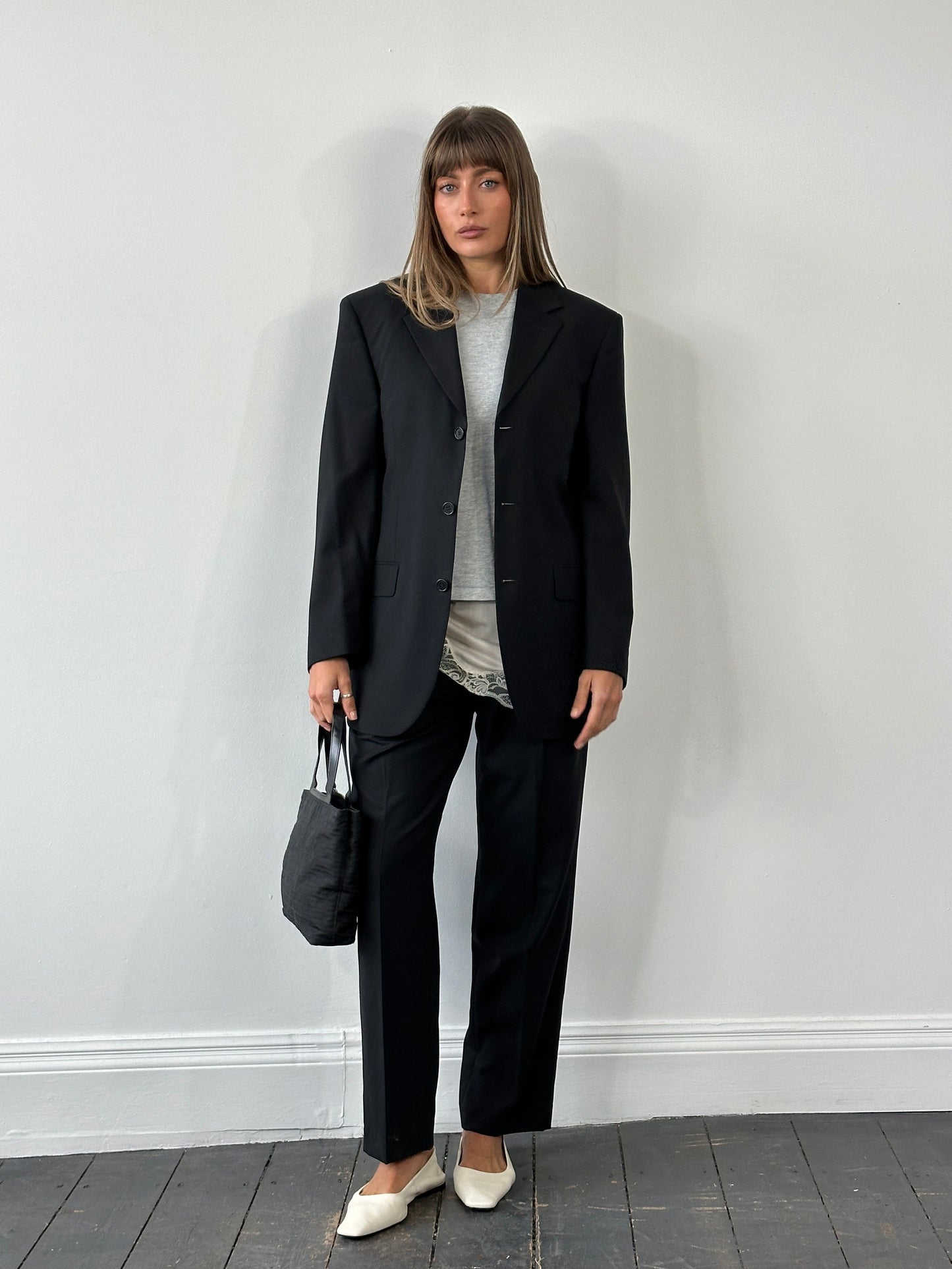 Yves Saint Laurent Pour Homme Pure Wool Single Breasted Suit - 38S/W30