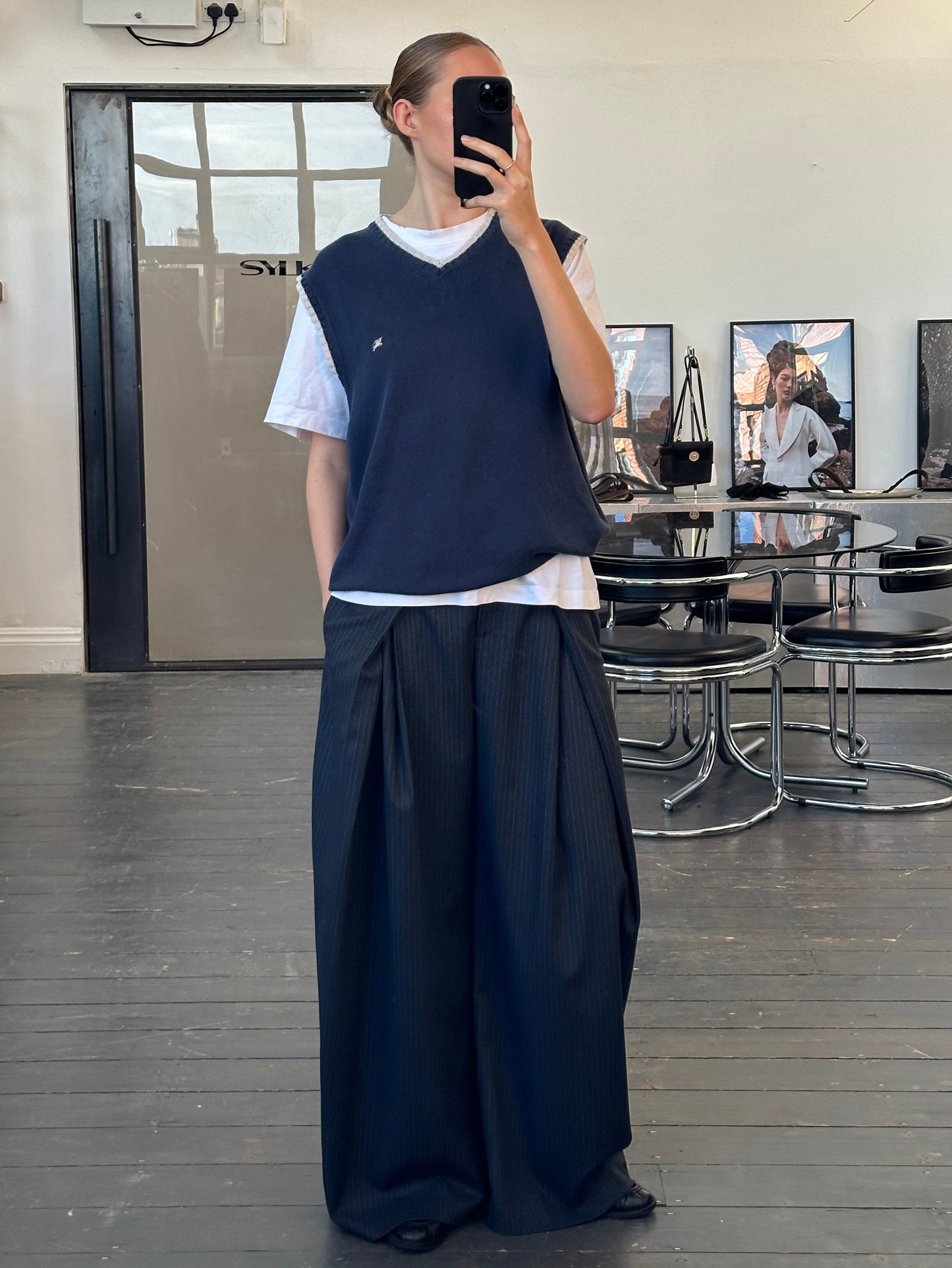 Burberry London 1990s Cotton Sleeveless Logo Knitted Jumper - XL