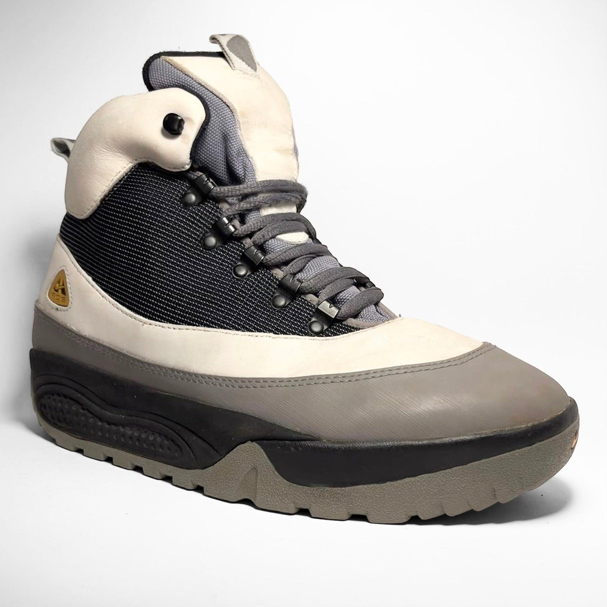 Nike ACG Govy Boot (2002) - Known Source