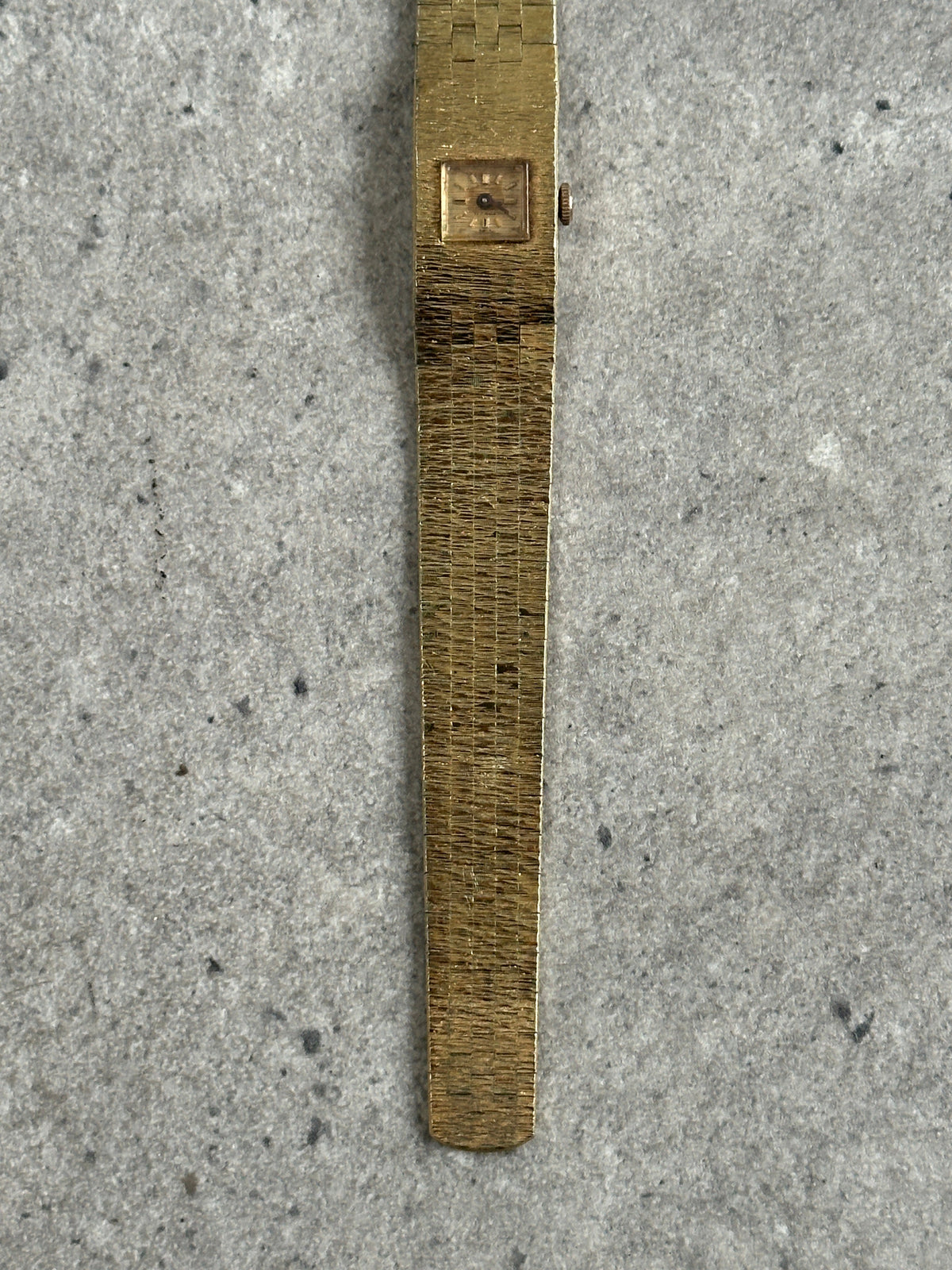 Vintage 1970s Swiss Mechanical Bracelet Watch