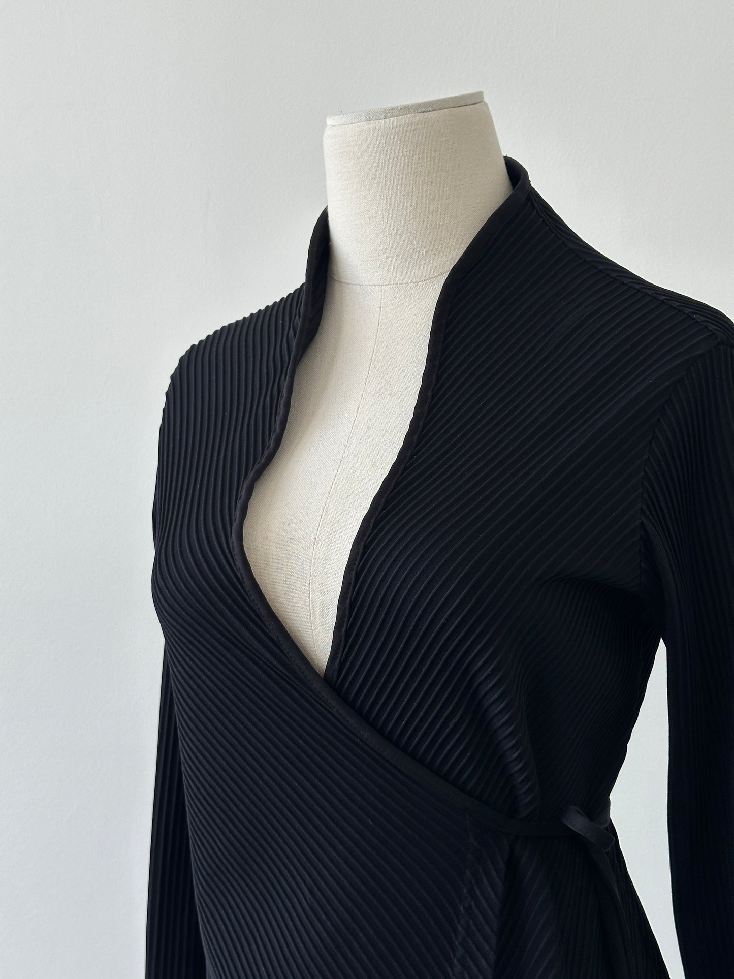 Anna Fontaine 2000s Ribbed Wrap Top - S