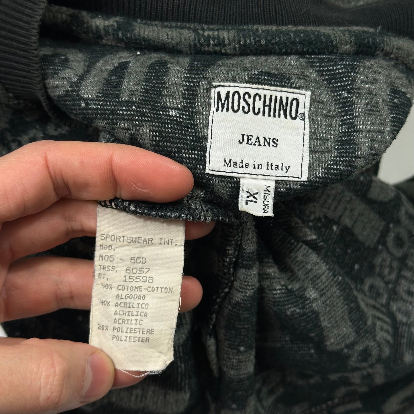 Moschino Jeans 1998 Spellout Logo Teddy Cotton Fleece Jumper - L/XL | Default Title, Black and Grey