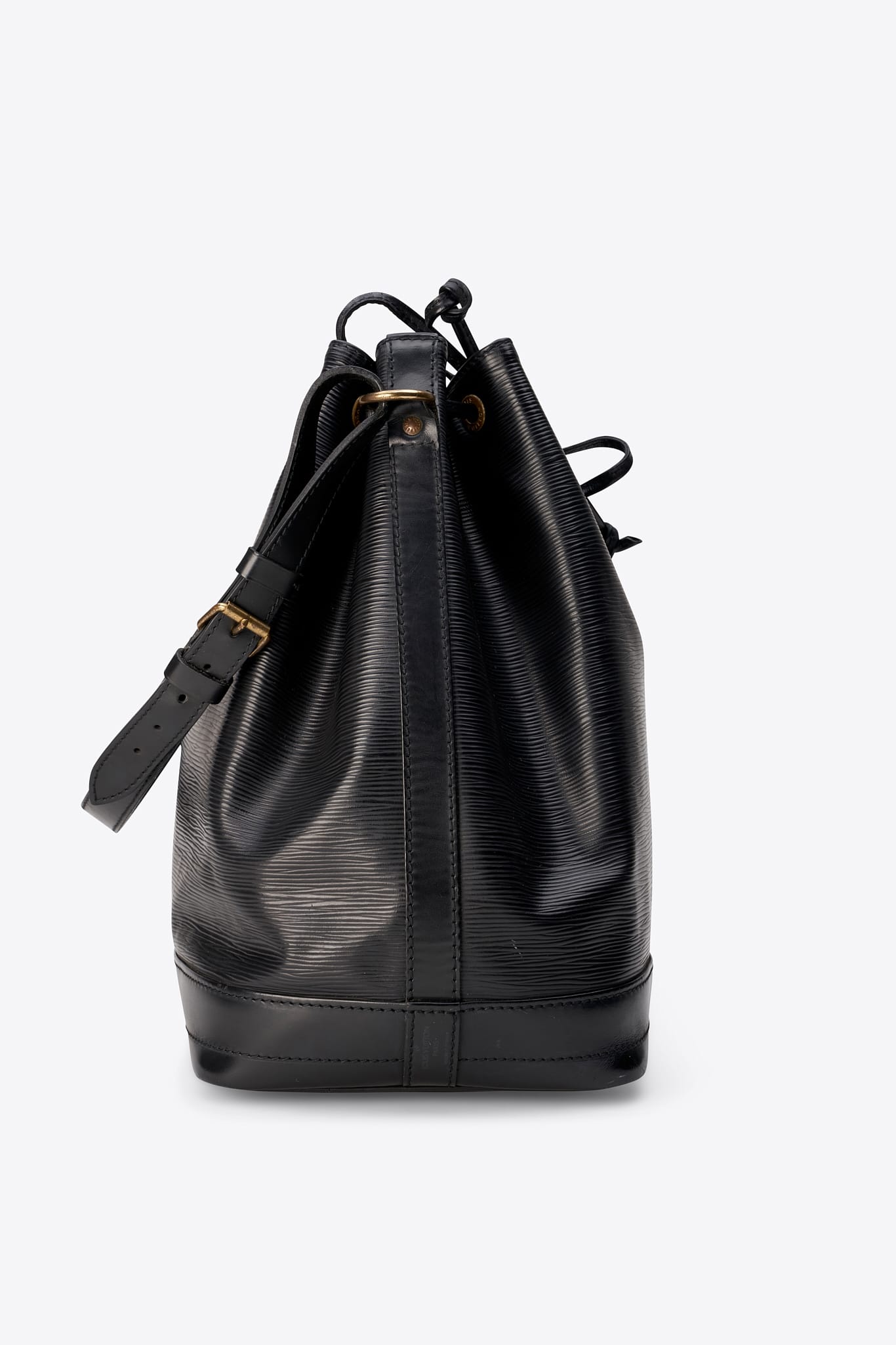 https://cdn.shopify.com/s/files/1/0669/5324/9061/files/6081-03_bba233fd-4baf-451b-8808-040c028b8f54.jpg?v=1776267356