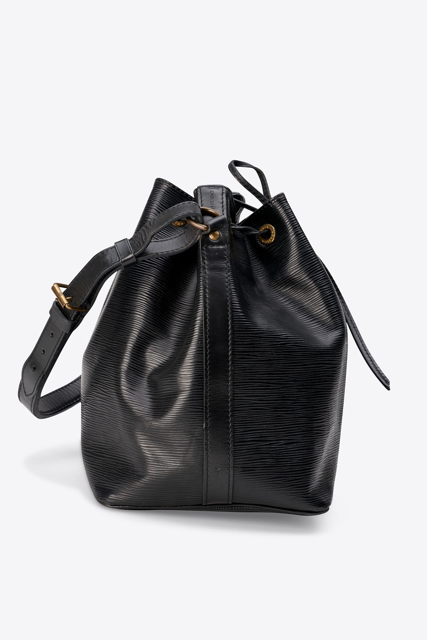 https://cdn.shopify.com/s/files/1/0669/5324/9061/files/6082-03.jpg?v=1776248339