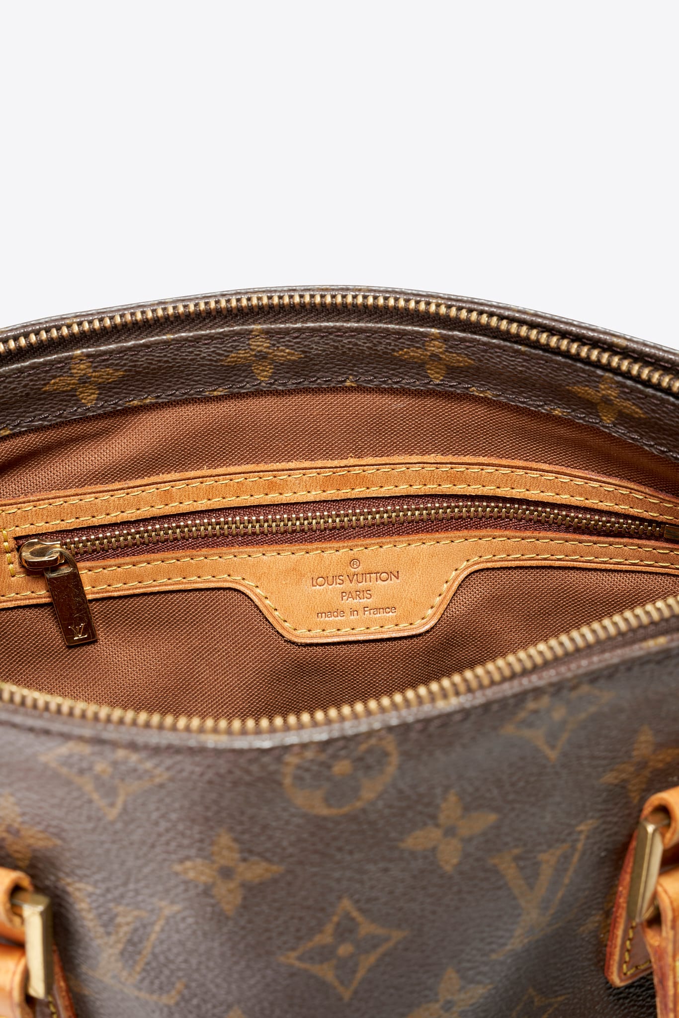 https://cdn.shopify.com/s/files/1/0669/5324/9061/files/6101-10_63e66ef1-ad35-40db-8d94-87da280b3beb.jpg?v=1777371741