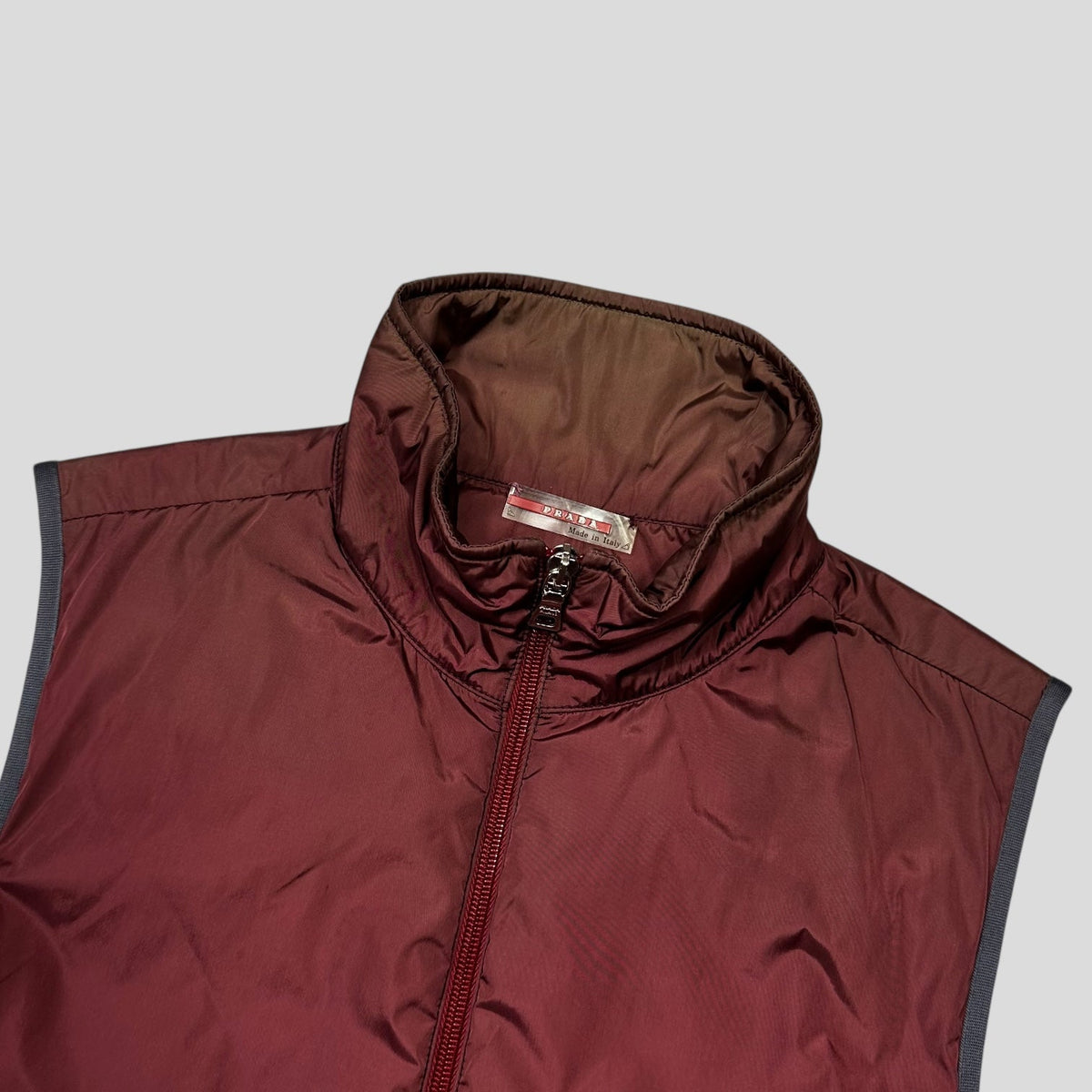 Prada Sport 1999 Nylon Bondage Mesh Padded Gilet - IT48 (S/M) | Small, Burgundy