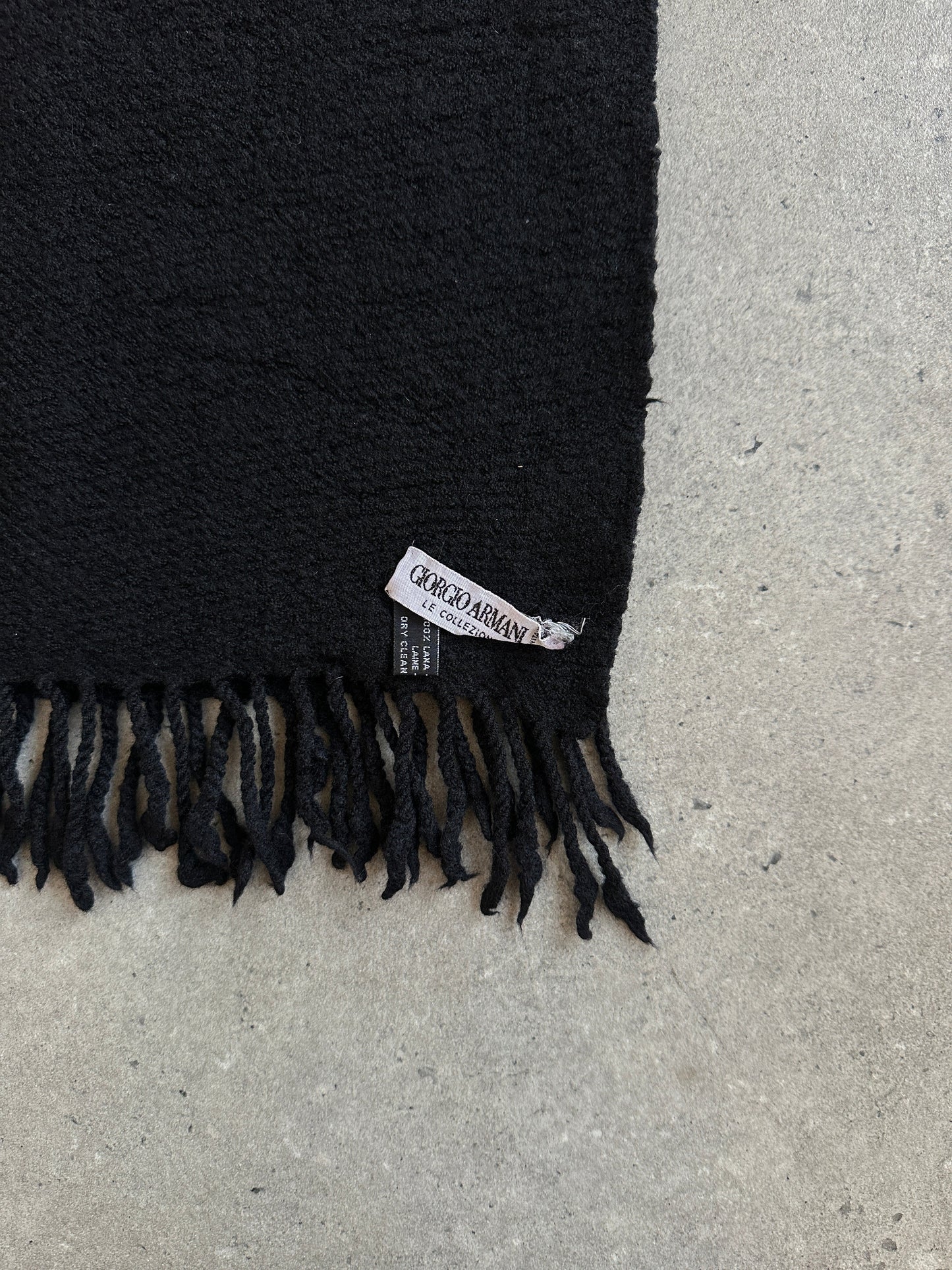 Giorgio Armani Le Collezioni 1990s Pure Wool Tassel Scarf