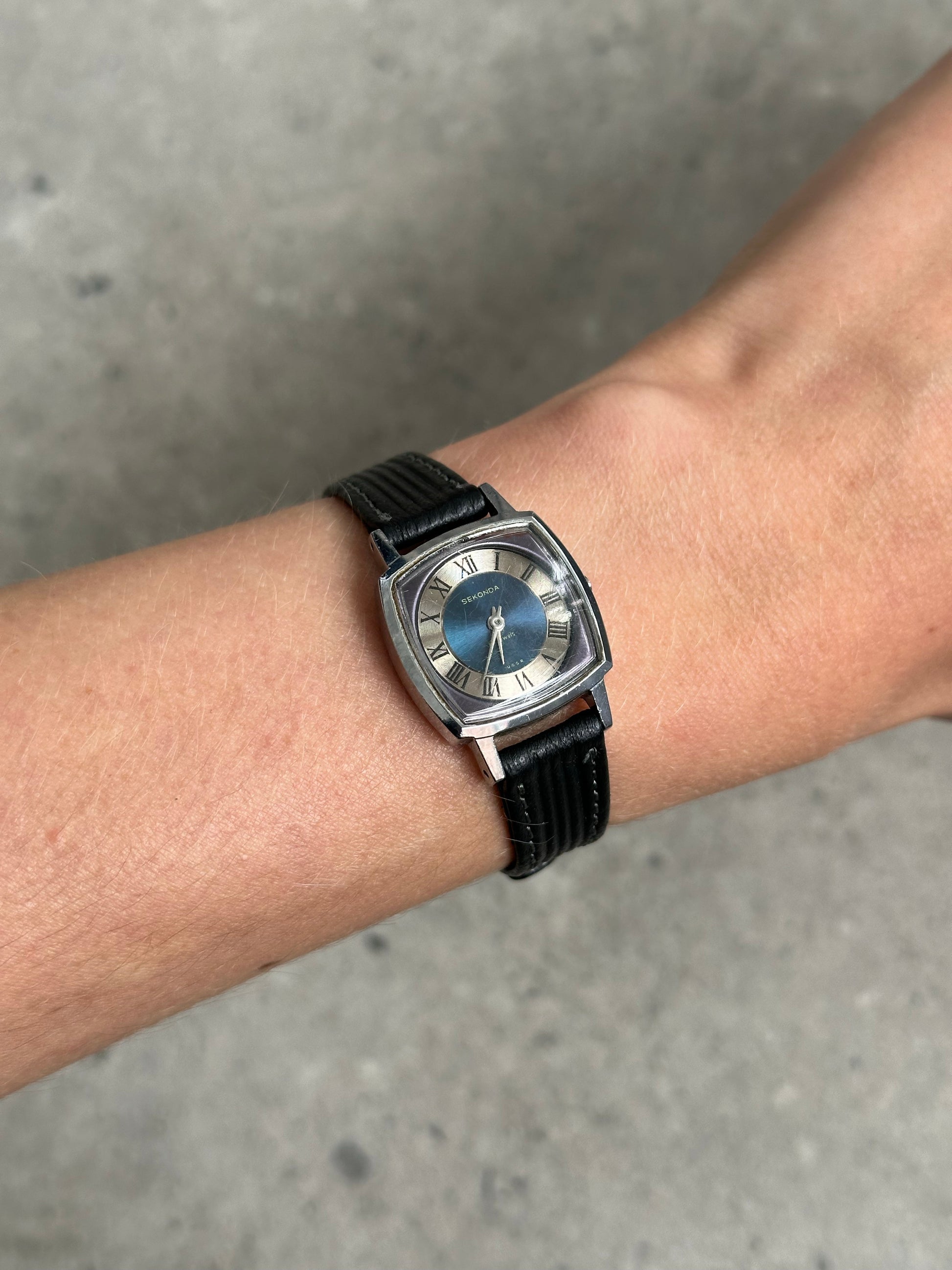 Sekonda 1990s Leather Watch