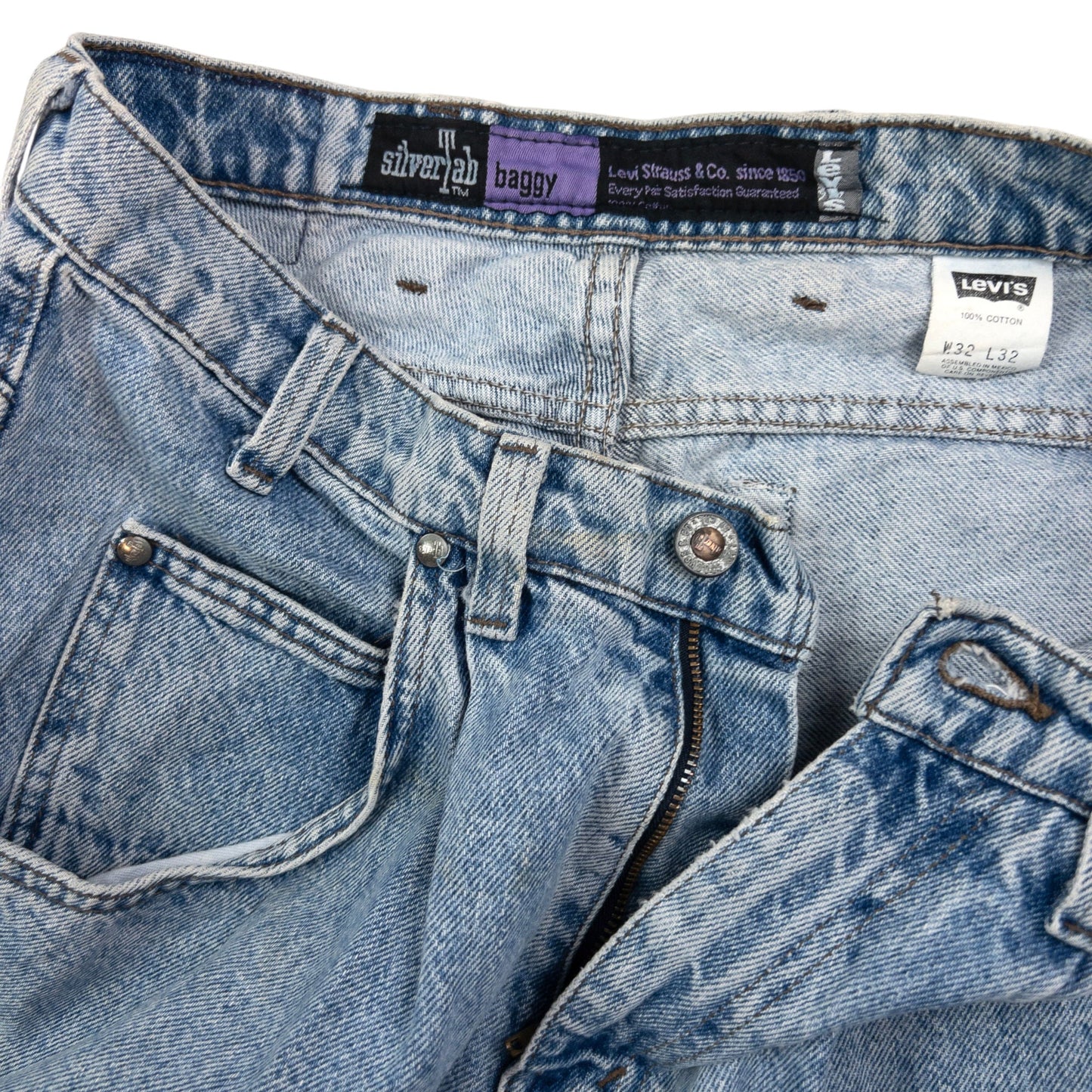 Vintage Levi's Silver Tab Baggy Denim Jeans Size W29