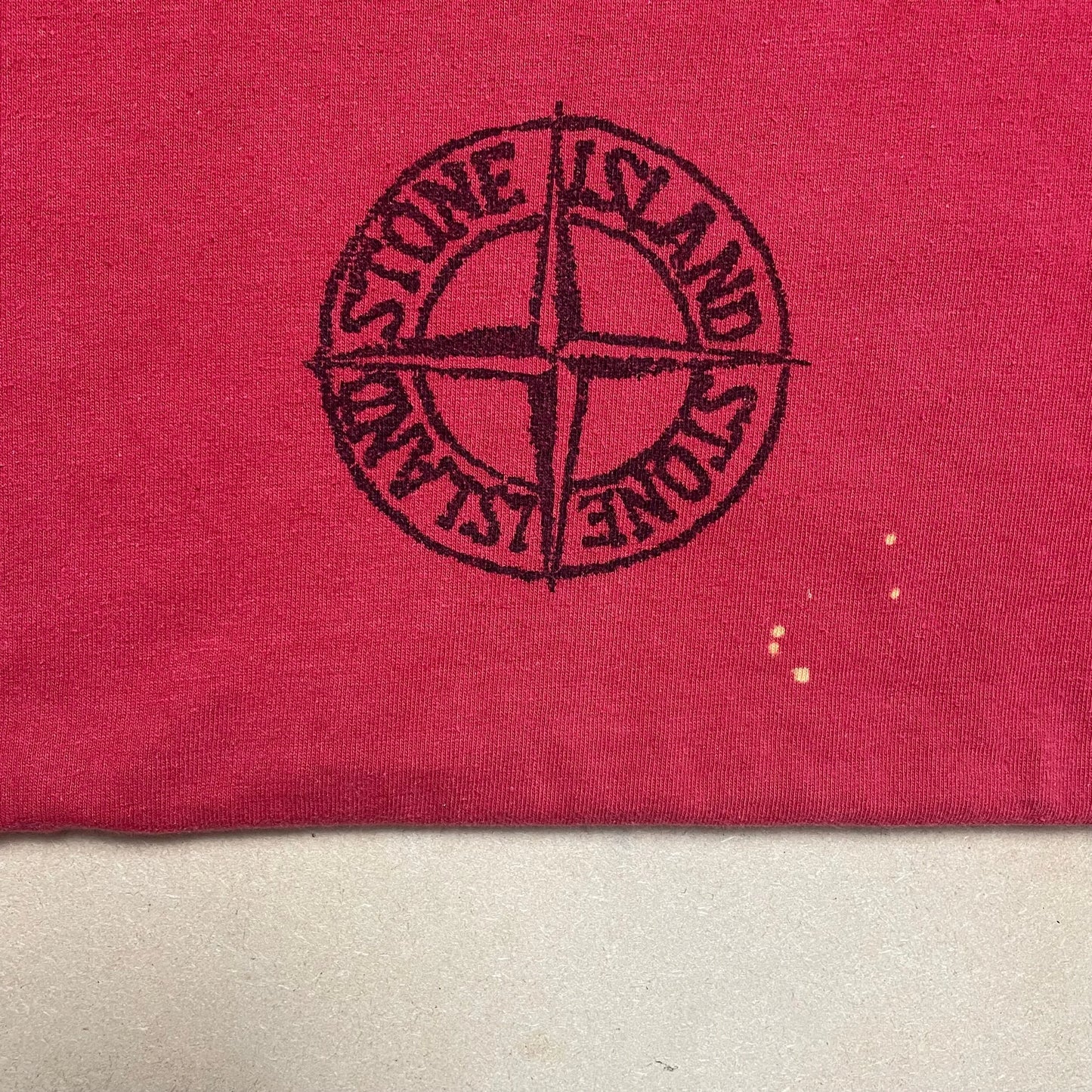 S/S 1985 Ruby Red Centre Compass Logo Smoke Stencil Graphic