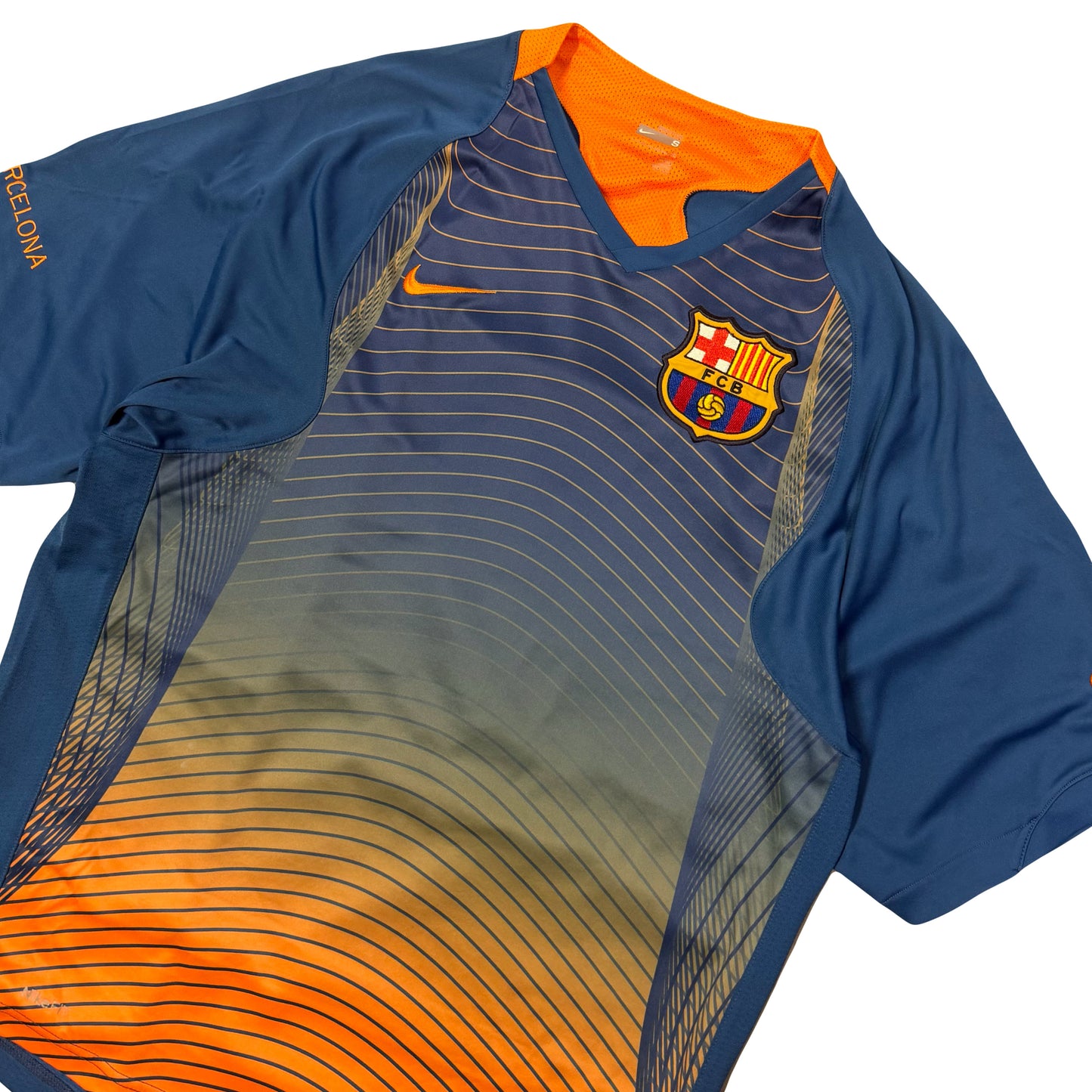 Nike Barcelona 2006/07 Training Shirt In Blue & Orange (S)