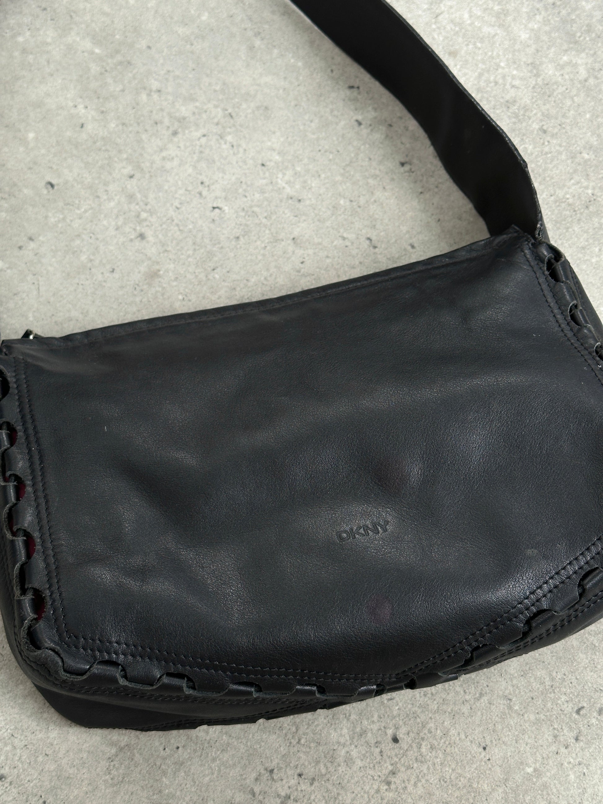 DKNY 2000s Leather Crossbody Bag