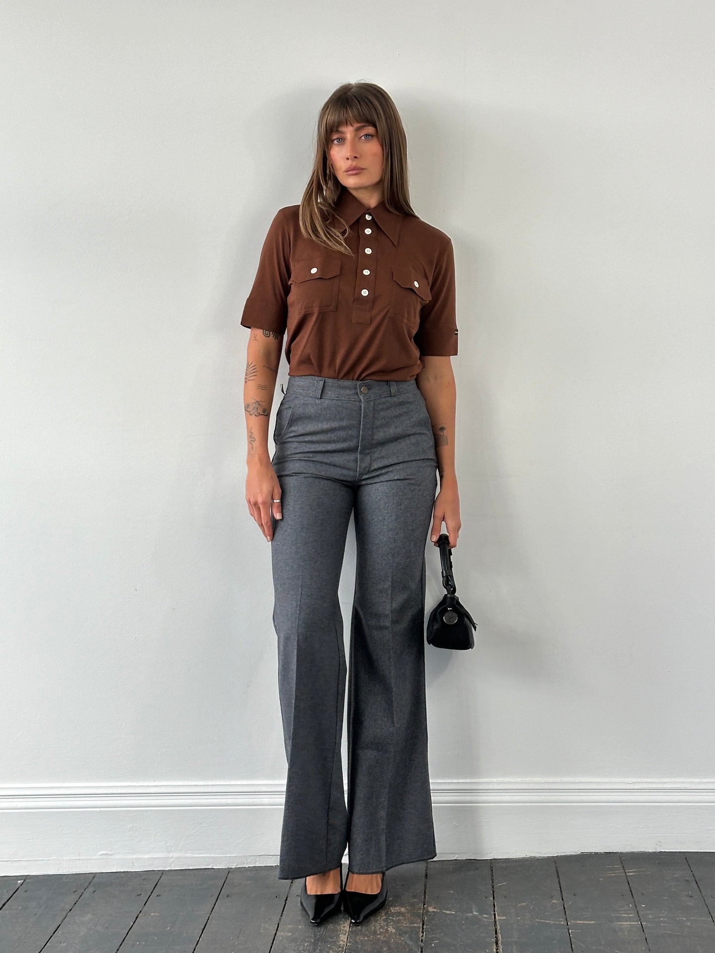 Italian Vintage 1970s Wool Flared Tailored Trousers - W28