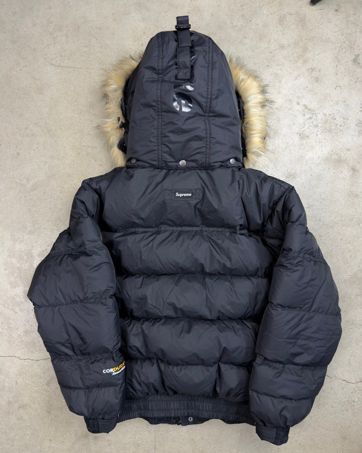Supreme Facemask 700 Fill Down Puffer Jacket (S) | Small, Black