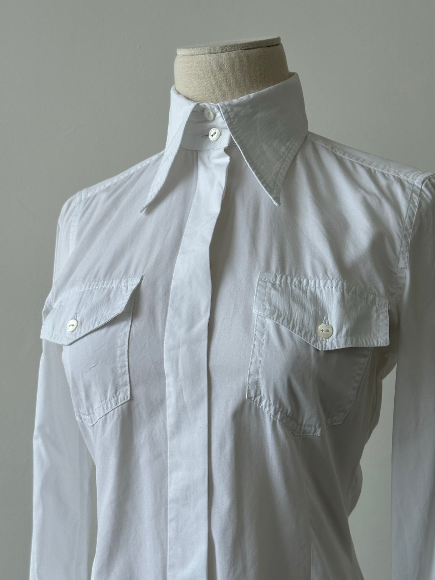 Dolce & Gabbana 2000s Dagger Collar Fitted Shirt - XS
