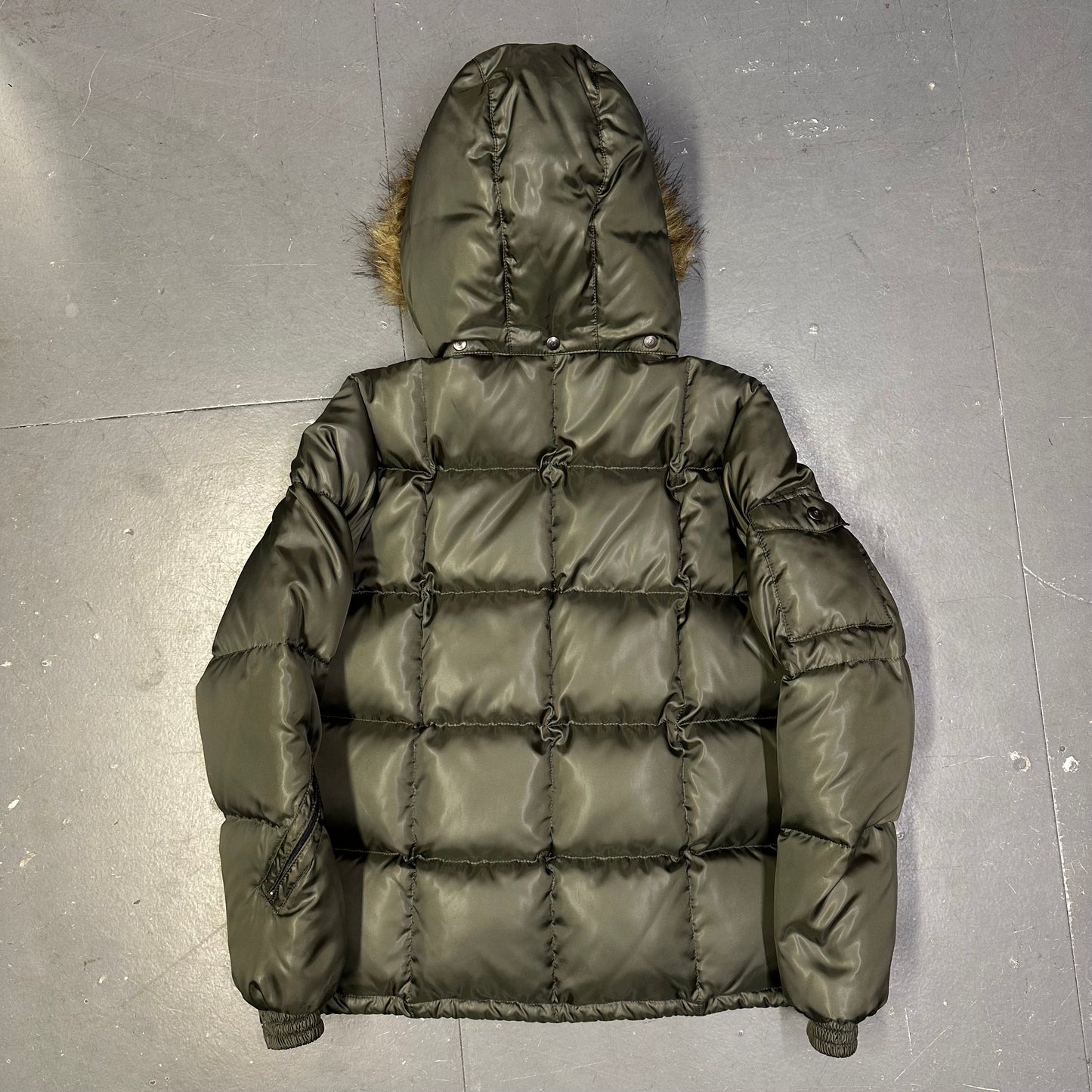 Takeo Kikuchi Puffer Jacket With Fur Hood In Olive Green ( L )