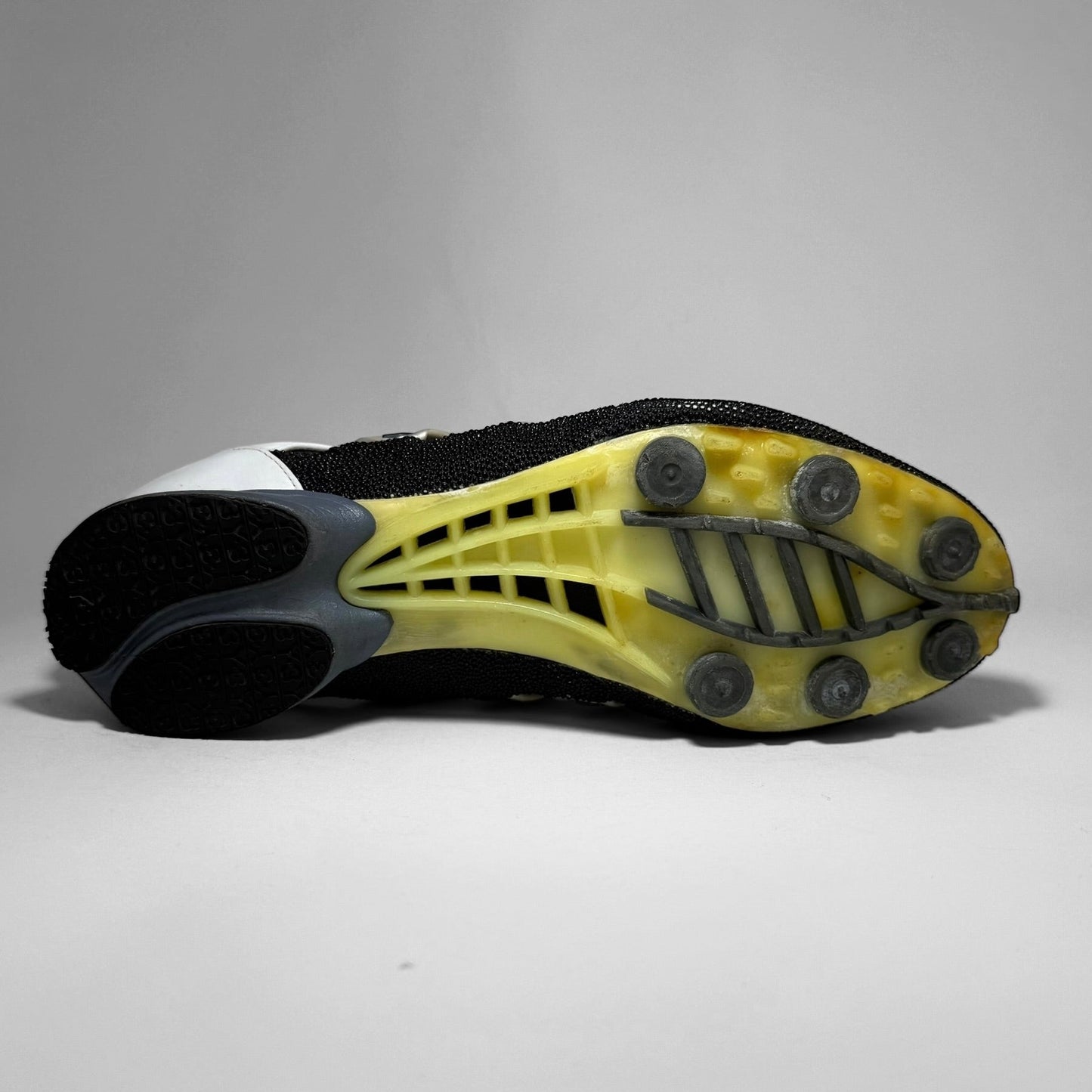 Adidas Y3 Track & Field ‘Stingray’ (2004)