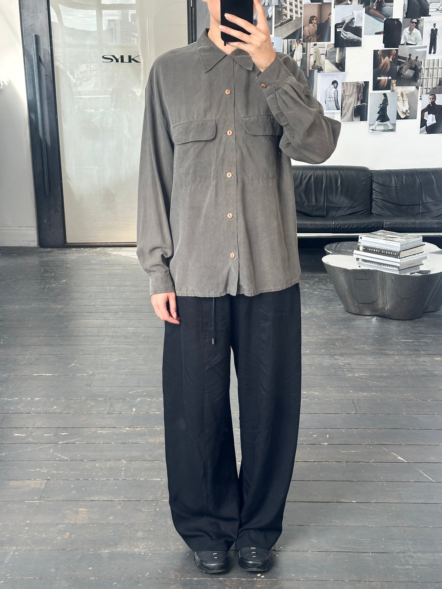 GUESSILK 1990s Pure Silk Minimal Shirt - L