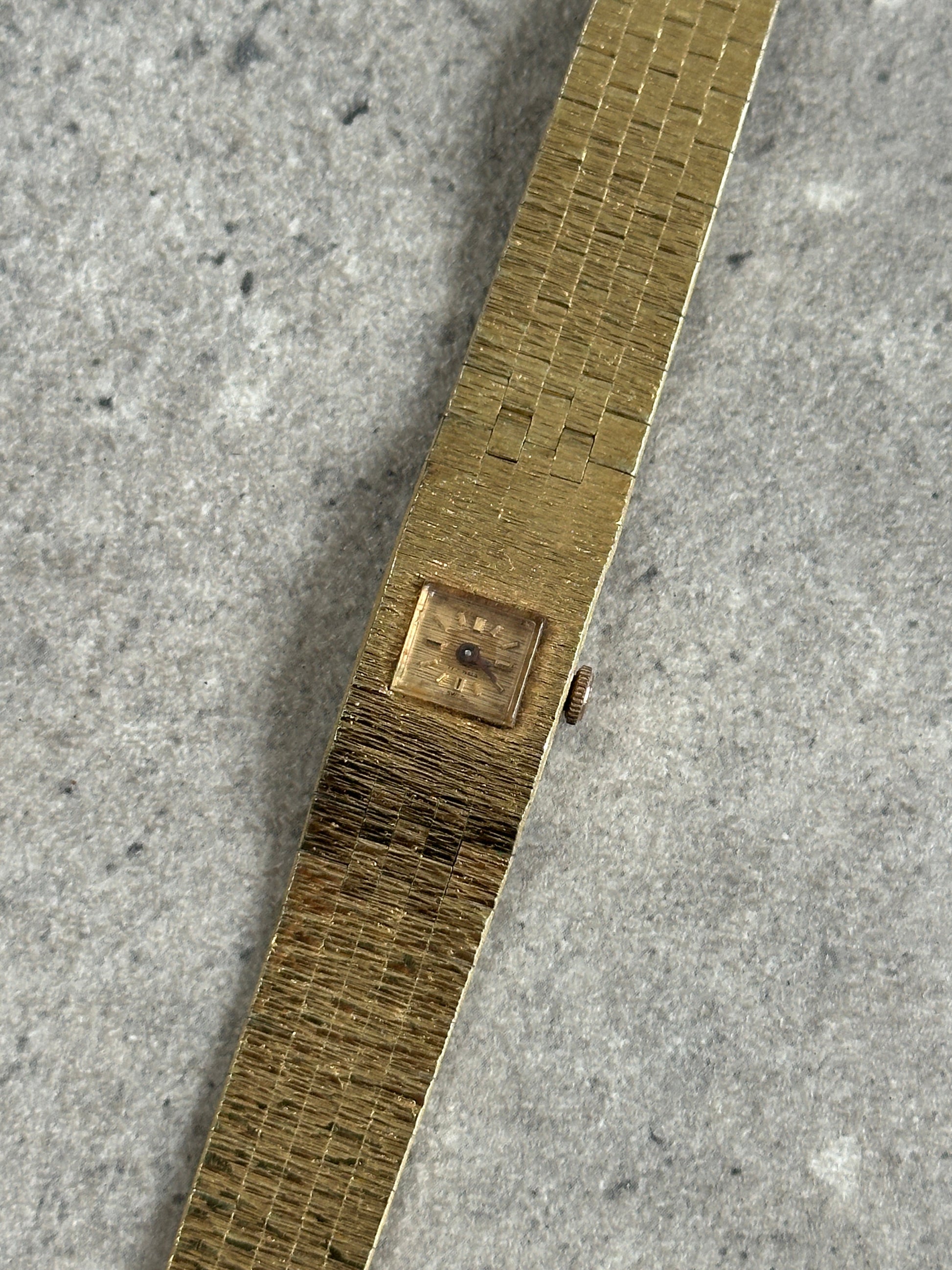 Vintage 1970s Swiss Mechanical Bracelet Watch