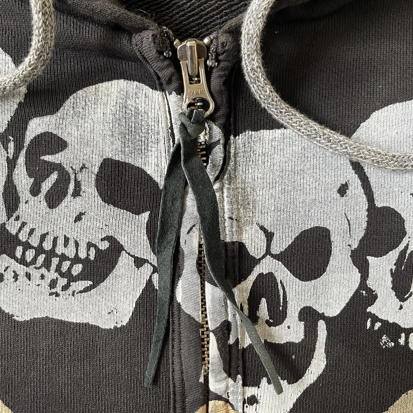 The Great China Wall 'Rock' Hoodie - L