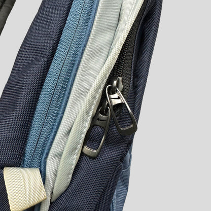 Nike 2003 Walkman Utility Slingbag | O/S, Red