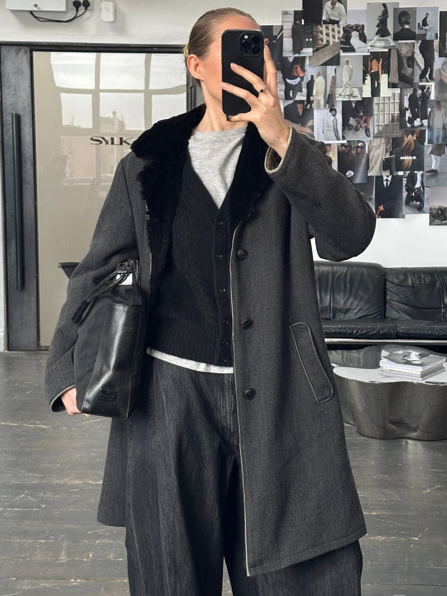 Armani Collezioni 2000s Wool Fur Collar Coat - L