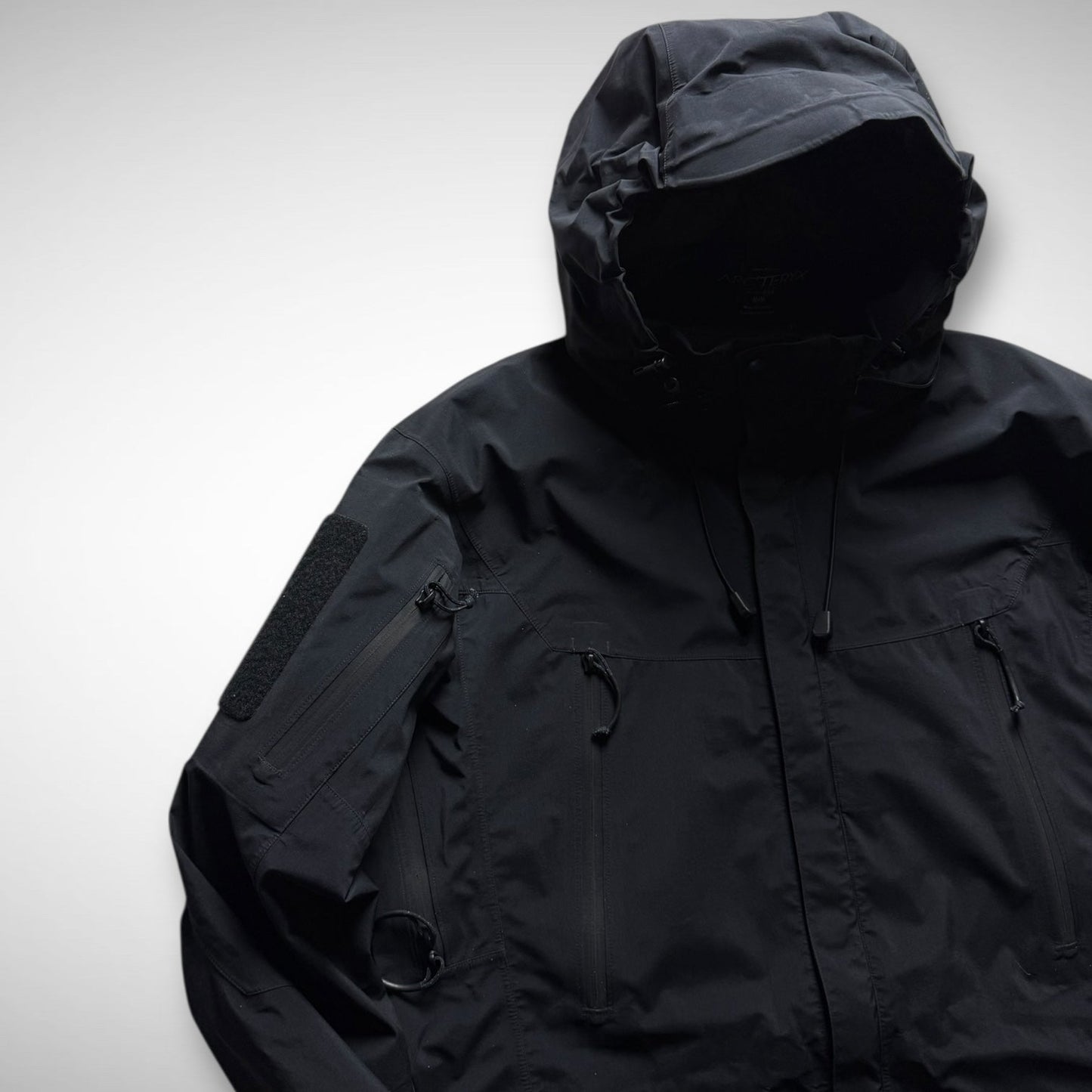 Arc’Teryx LEAF Alpha Gen 1 GTX (2011)