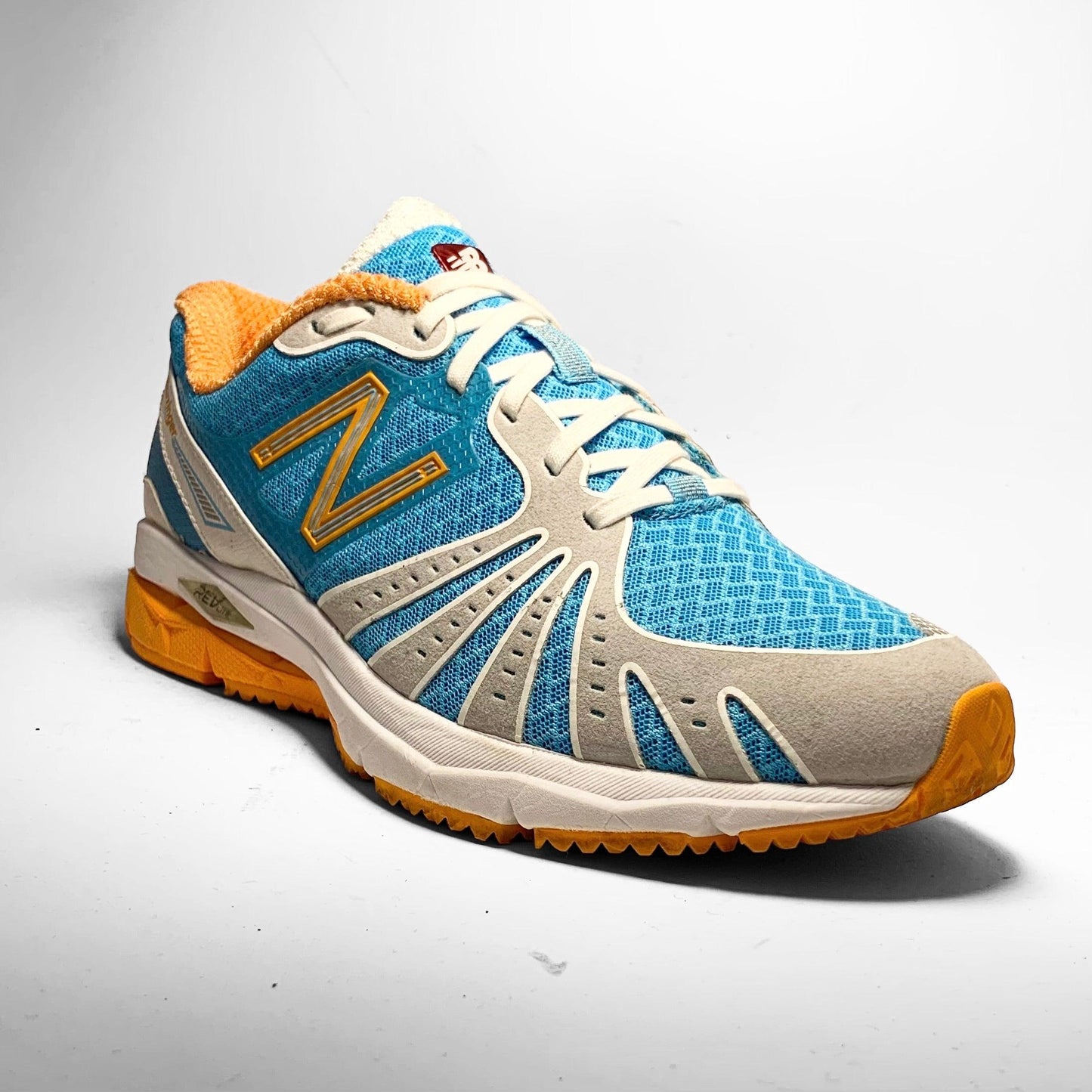 New Balance 890 ‘Barringer’ (2010) - Known Source