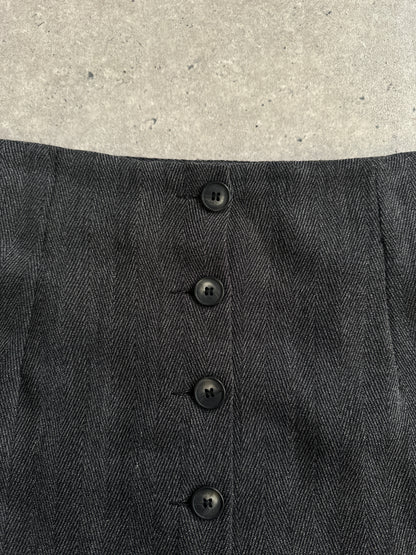 Italian Vintage pure wool midi skirt in classic design, featuring a flowy silhouette and elegant detailing.