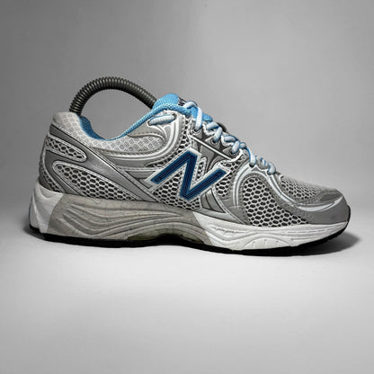 New Balance 860 (2011)