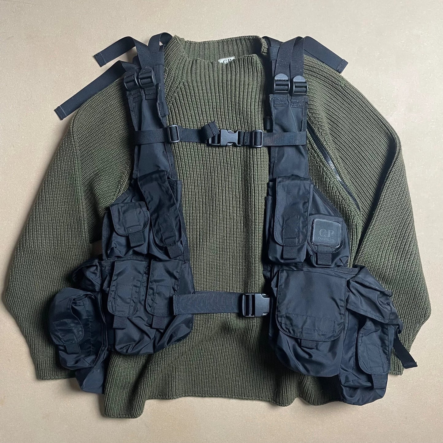 A/W 2000 Urban Protection Harness Attachment Tactical Vest