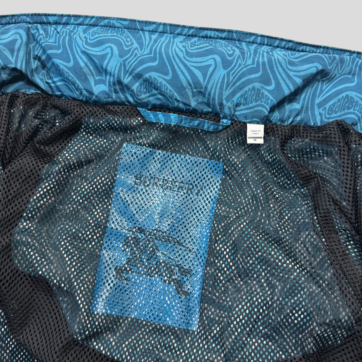 Burberry 2025 Unreleased SAMPLE Wave Print Nylon Logo Jacket - M/L | Medium, Blue